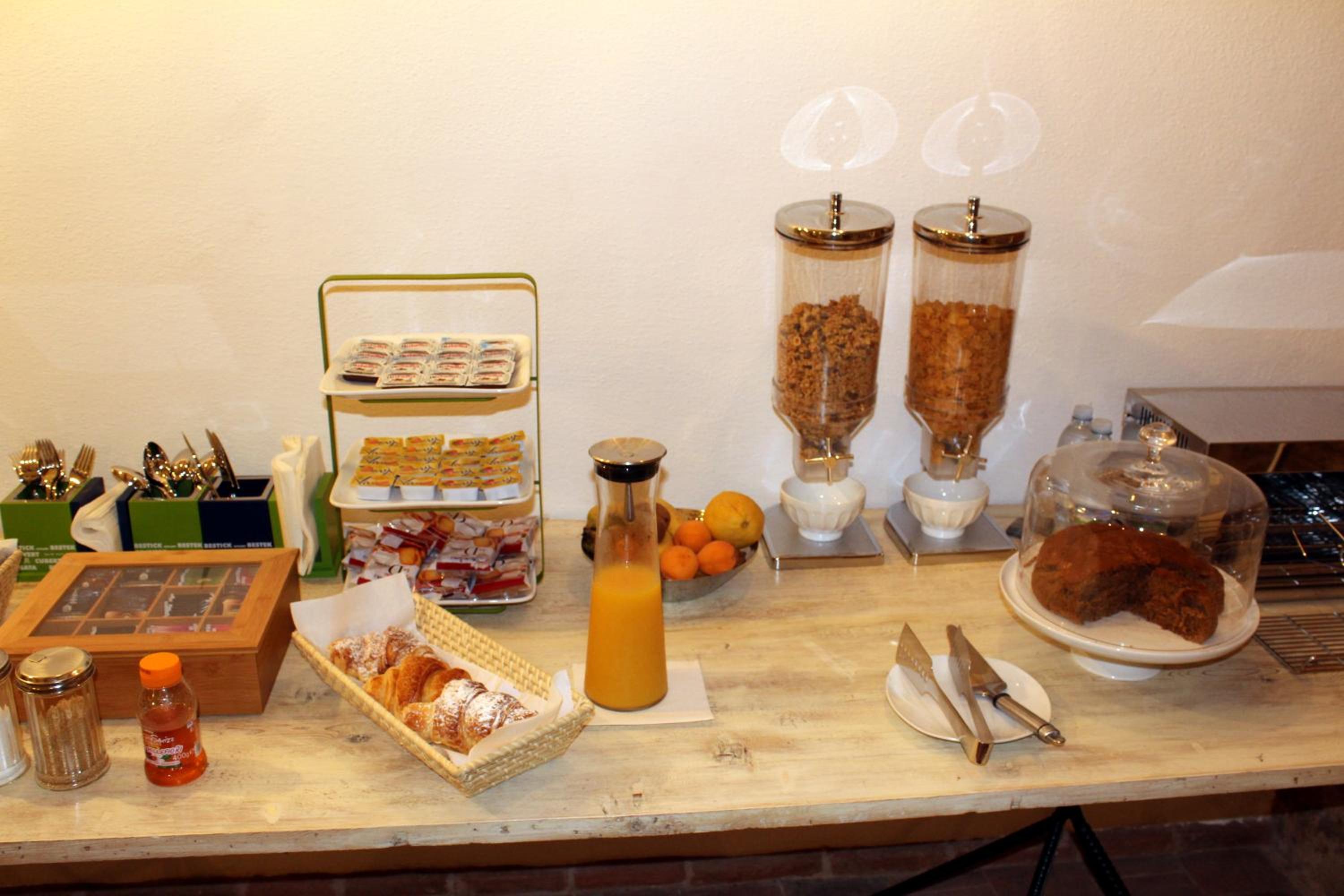 Eleonora Room & Breakfast