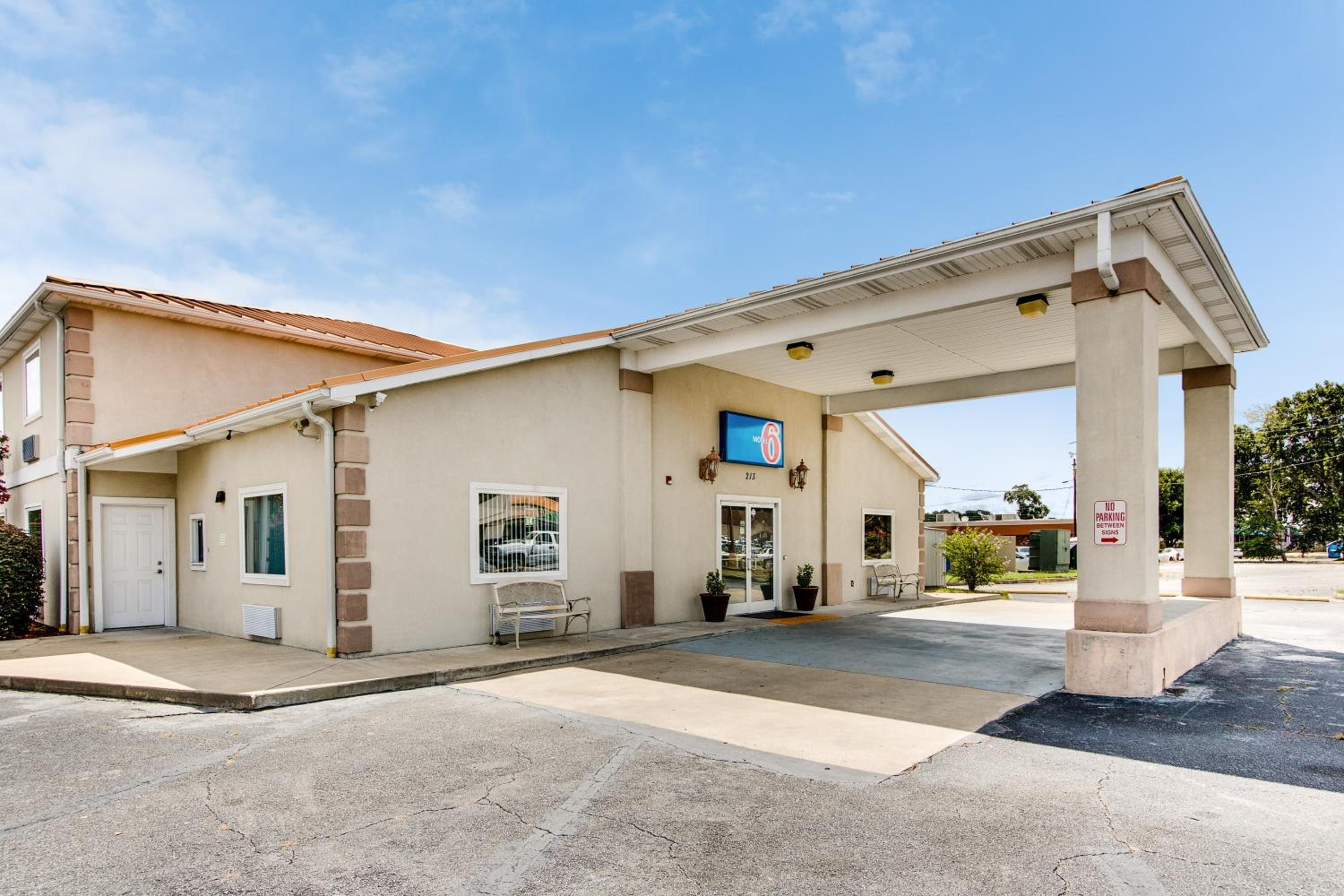 Motel 6-Hinesville, GA view 3