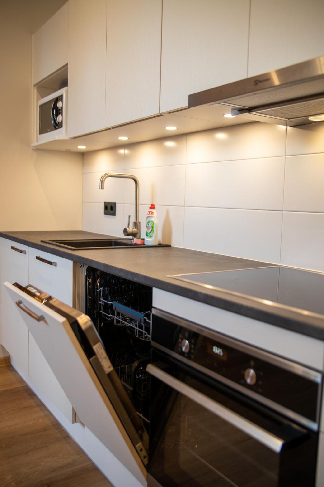 Renovated Studio with Wooden Interior, Central Rakvere