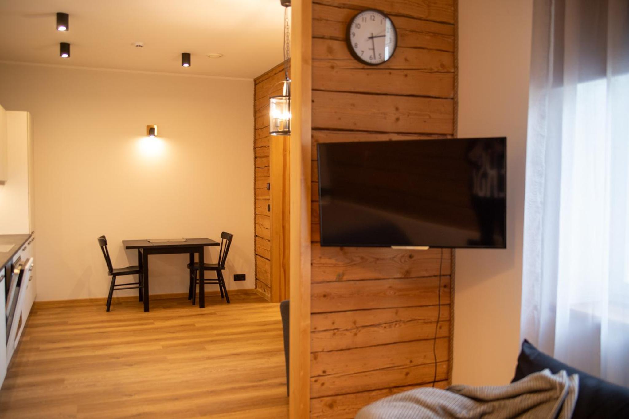 Renovated Studio with Wooden Interior, Central Rakvere