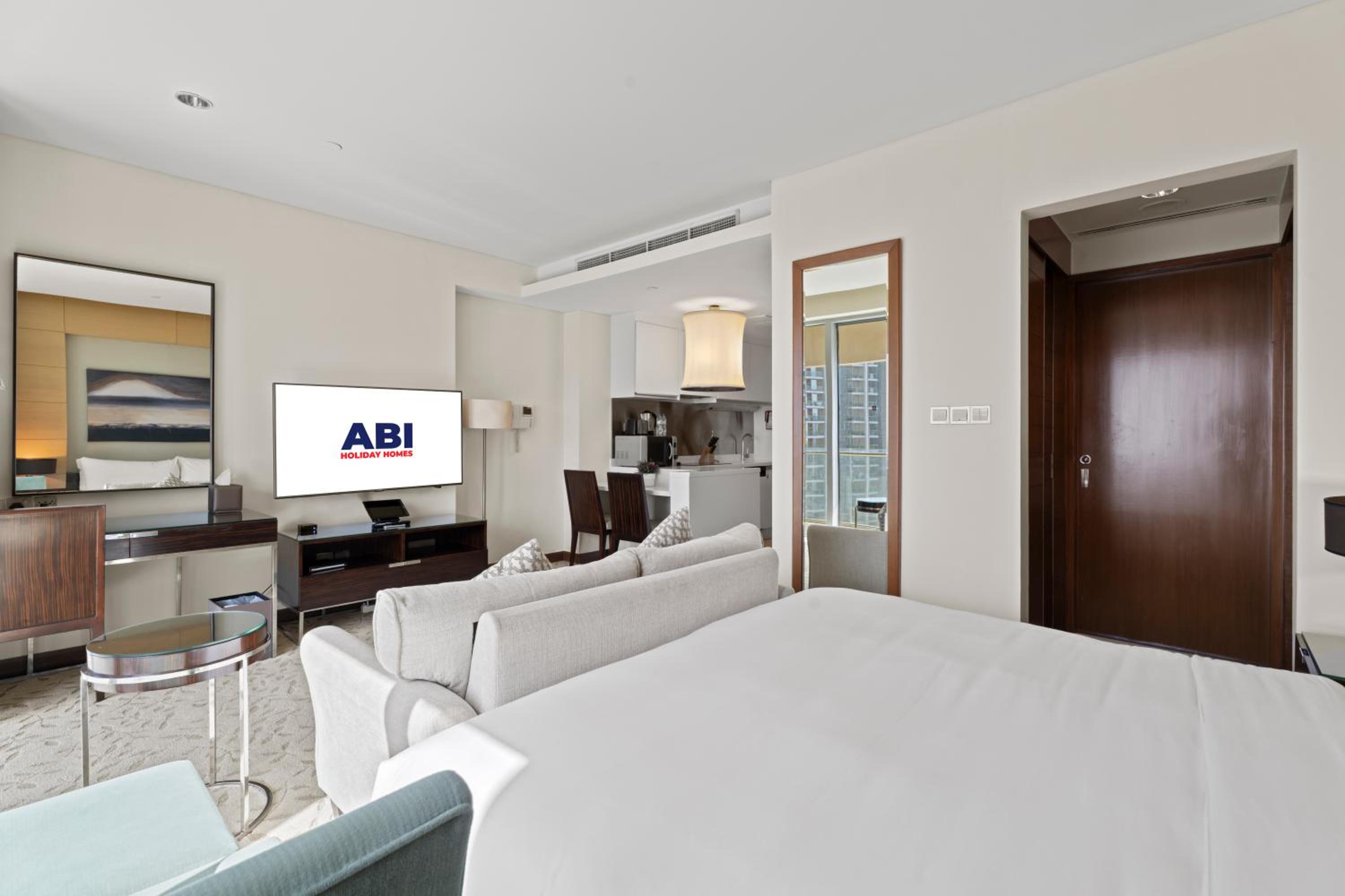Abi Holiday Homes - Studio & 1BR Dubai Mall Fashion Avenue Residences