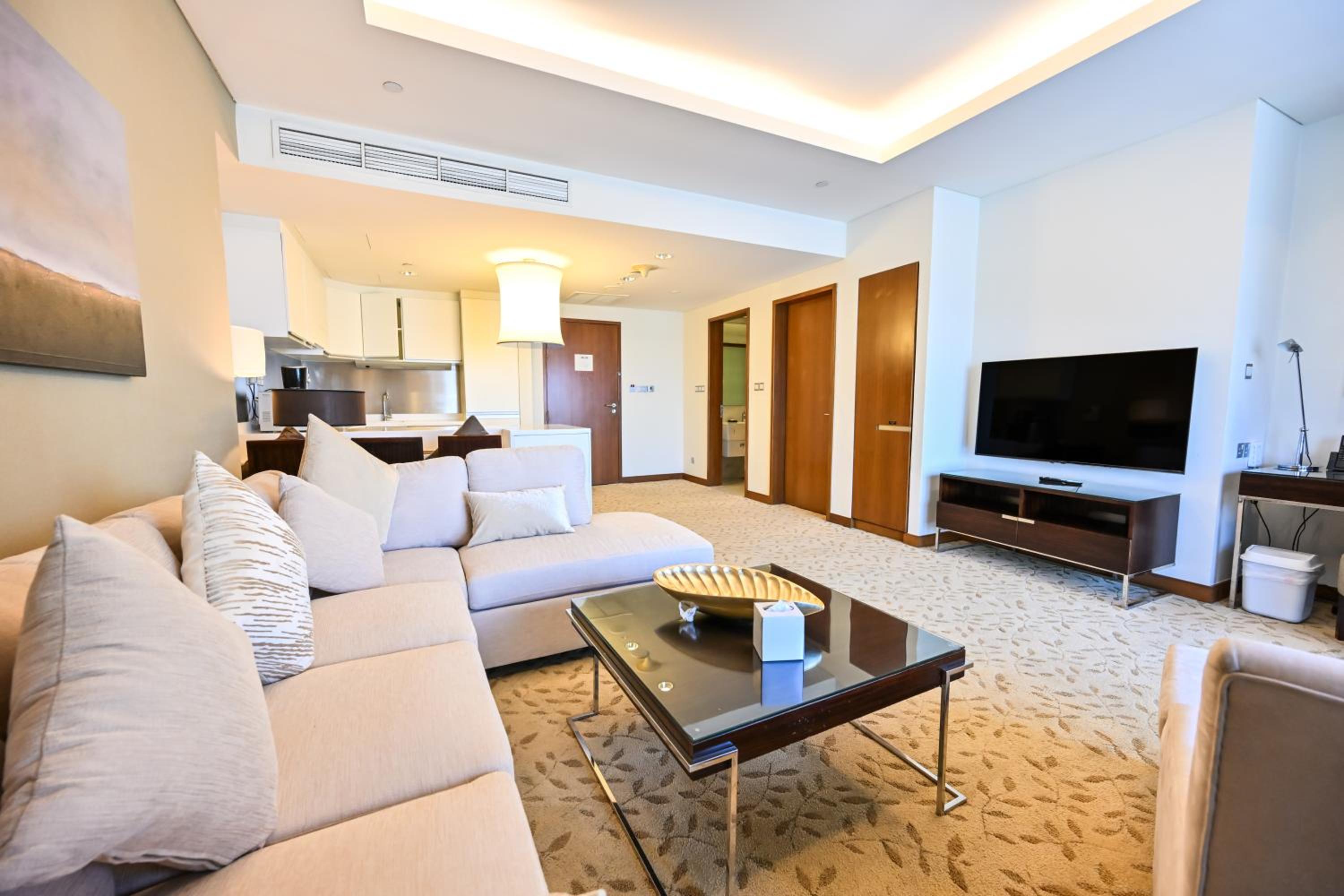 Abi Holiday Homes - Studio & 1BR Dubai Mall Fashion Avenue Residences