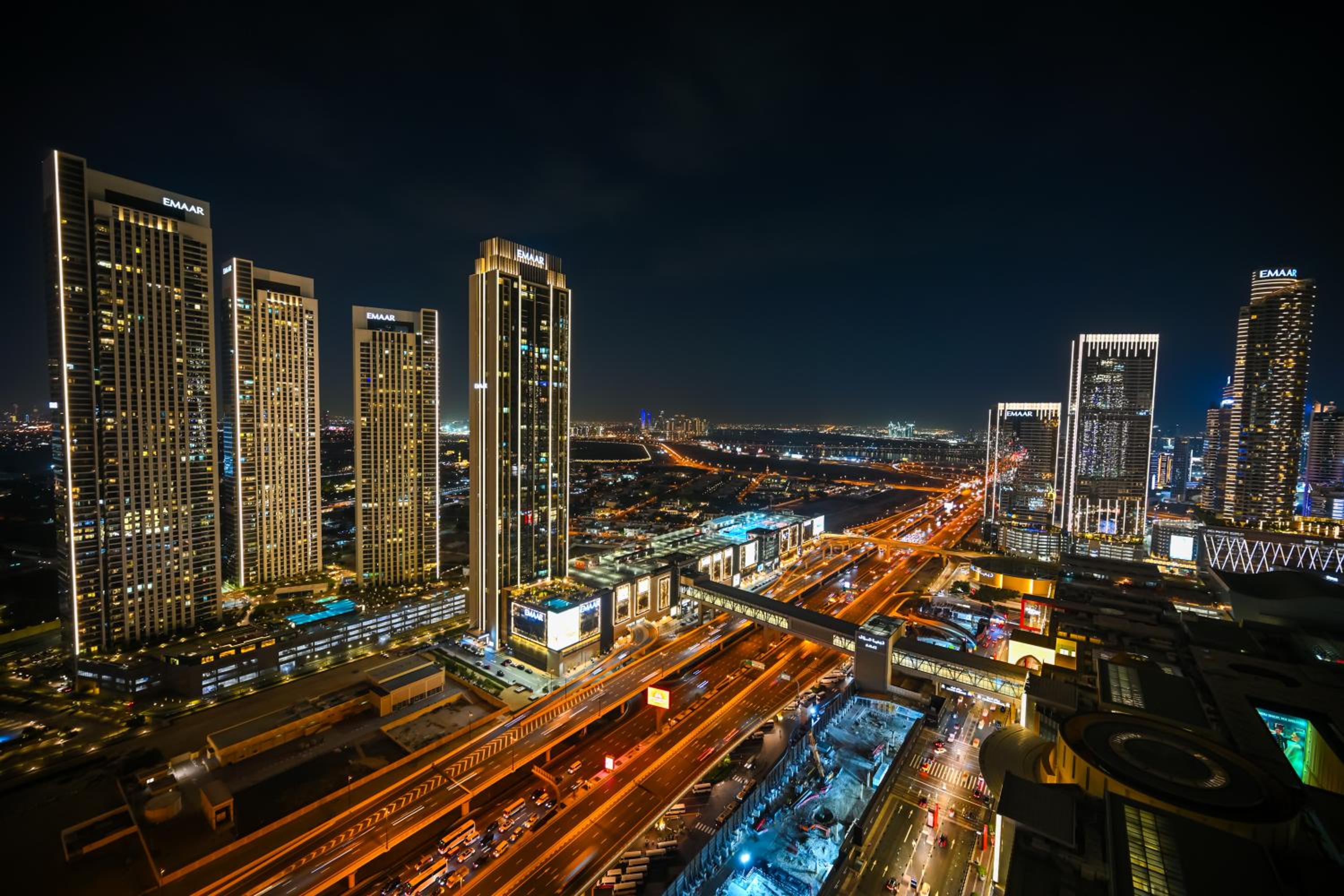 Abi Holiday Homes - Studio & 1BR Dubai Mall Fashion Avenue Residences