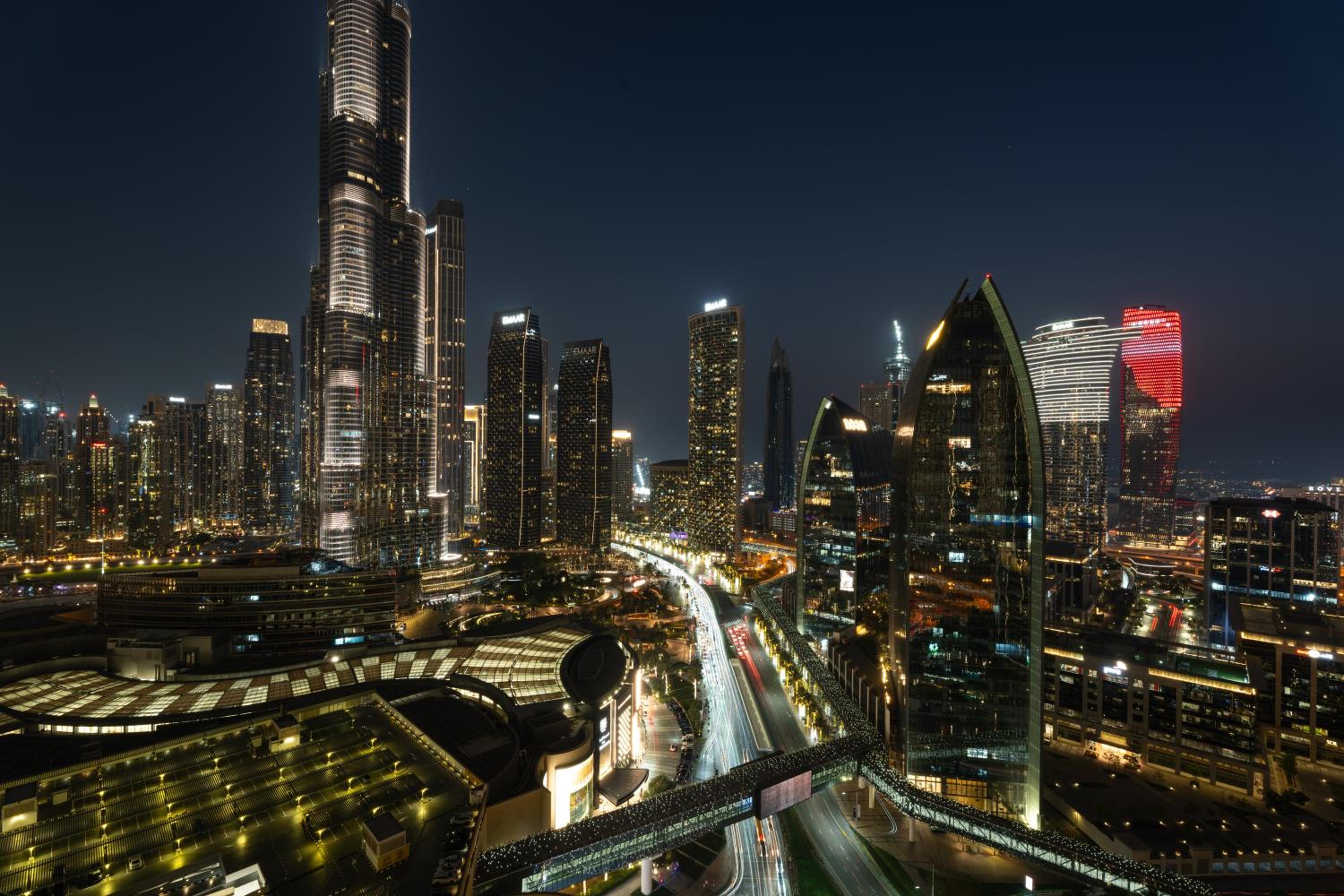 Abi Holiday Homes - Studio & 1BR Dubai Mall Fashion Avenue Residences