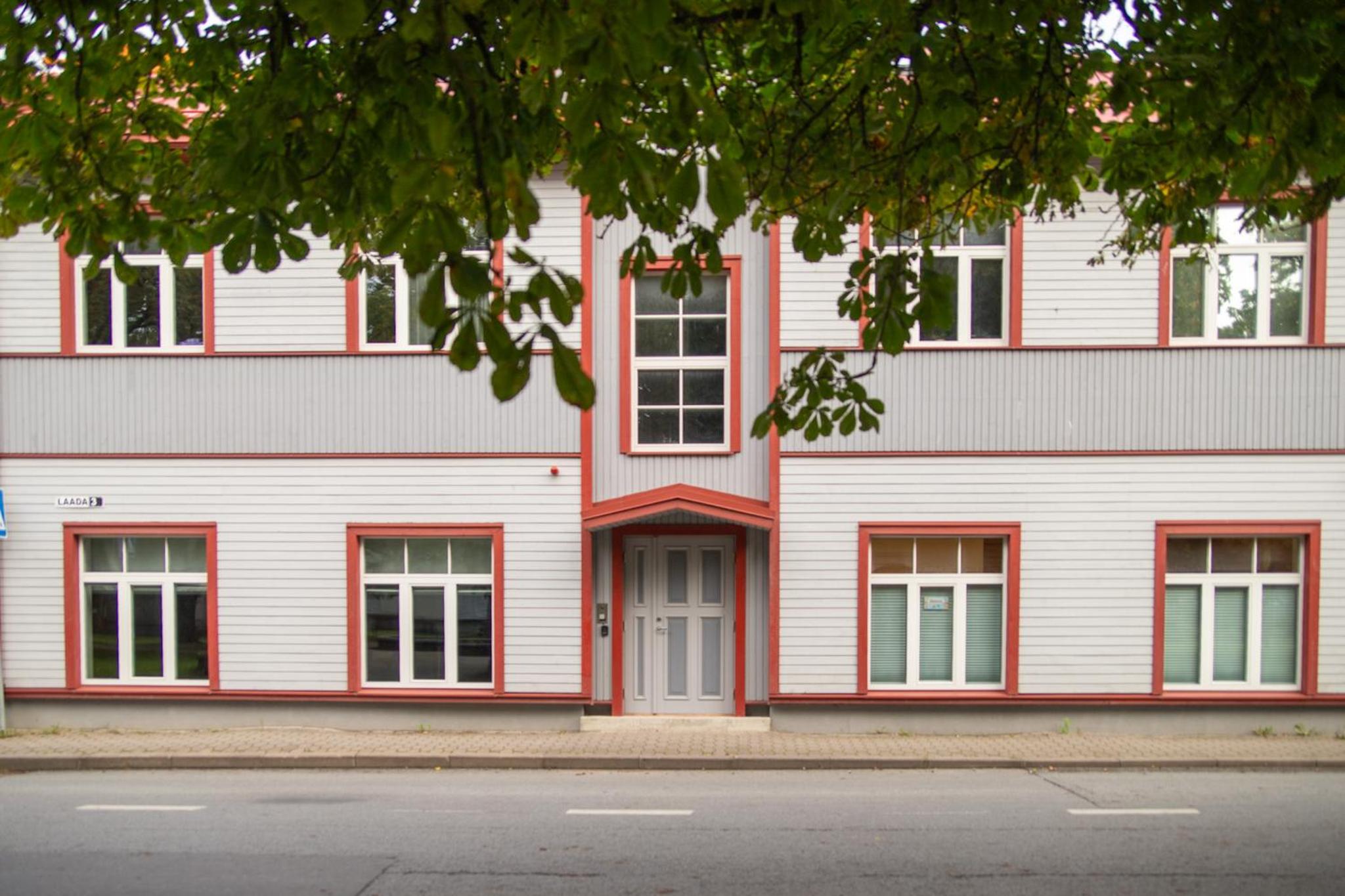 Renovated Studio with Wooden Interior, Central Rakvere