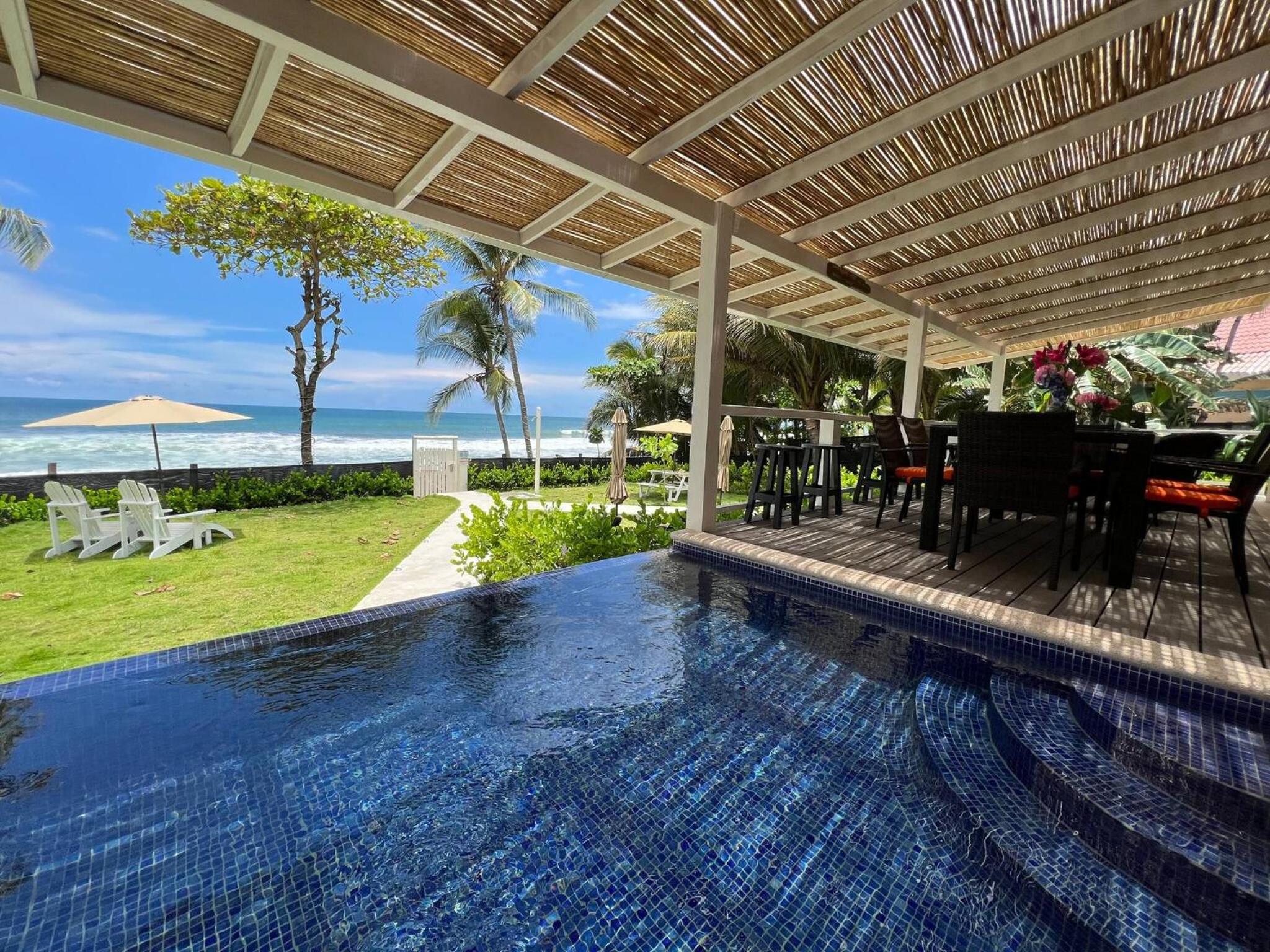 Backyard Beach House Oceanfront Luxury 5 Bdr