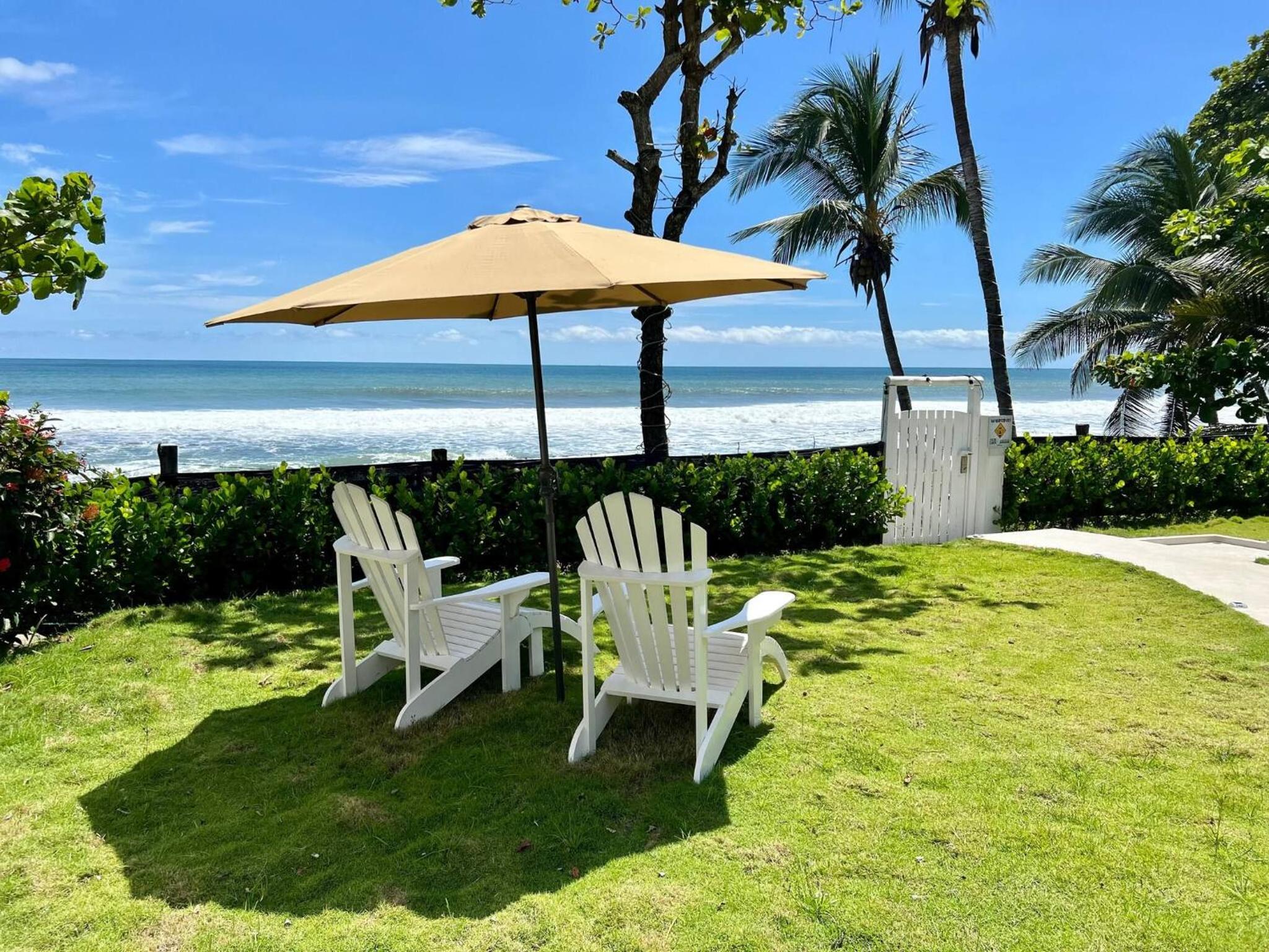 Backyard Beach House Oceanfront Luxury 5 Bdr