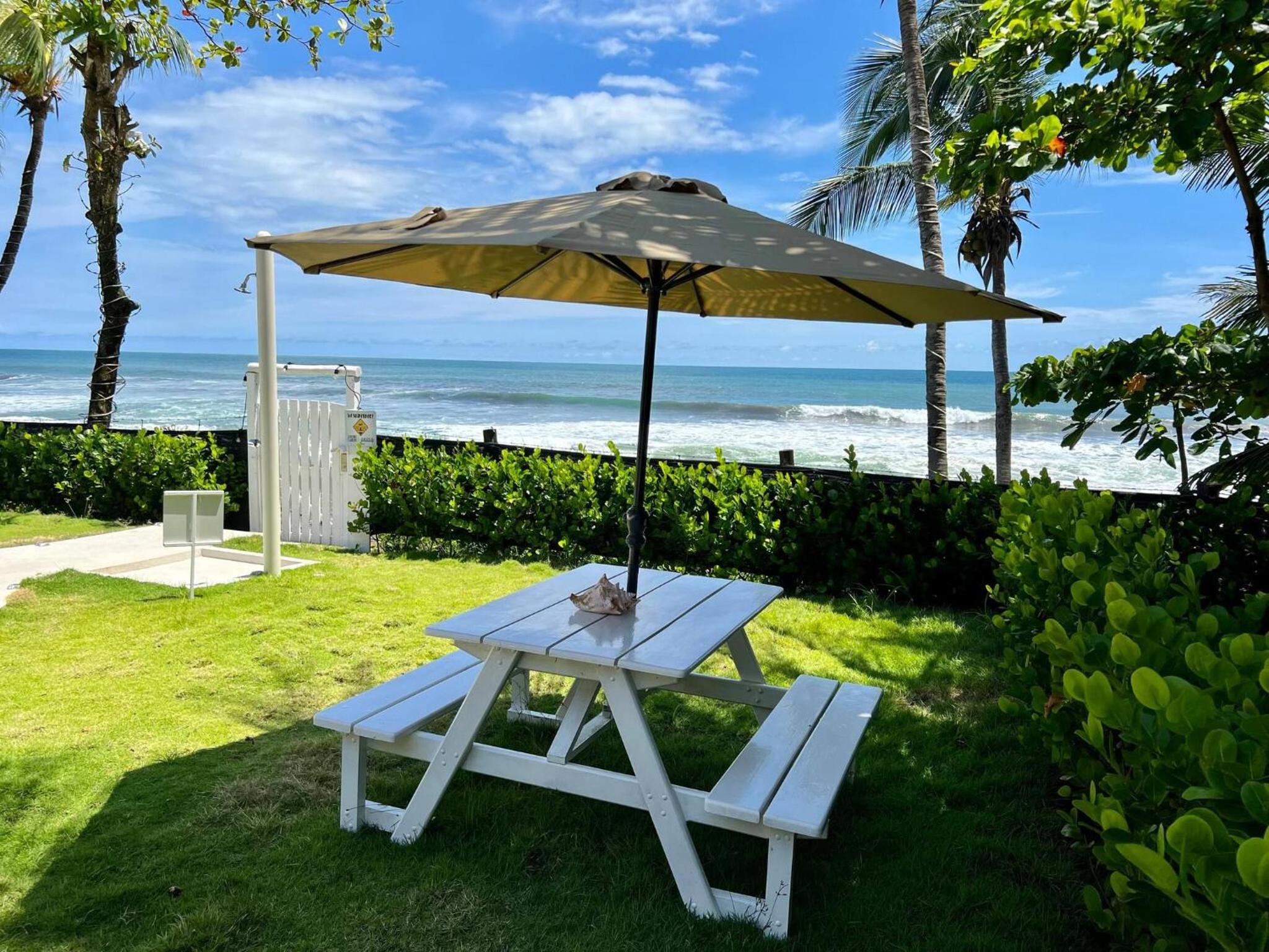 Backyard Beach House Oceanfront Luxury 5 Bdr