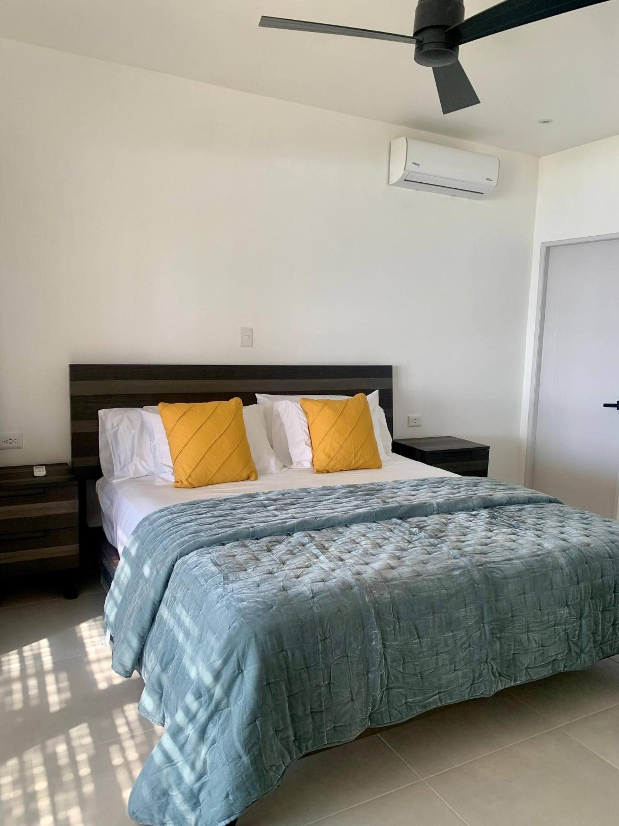 Backyard Beach House Oceanfront Luxury 5 Bdr