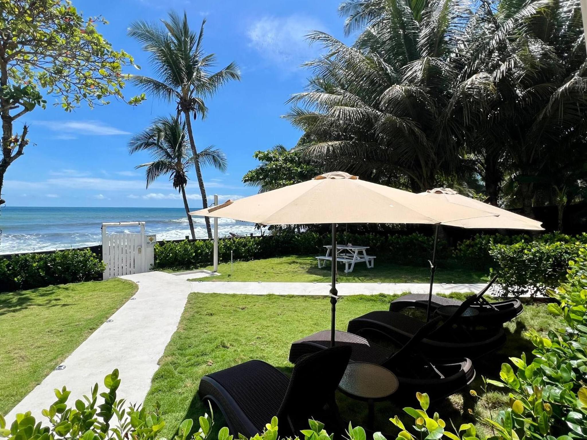 Backyard Beach House Oceanfront Luxury 5 Bdr