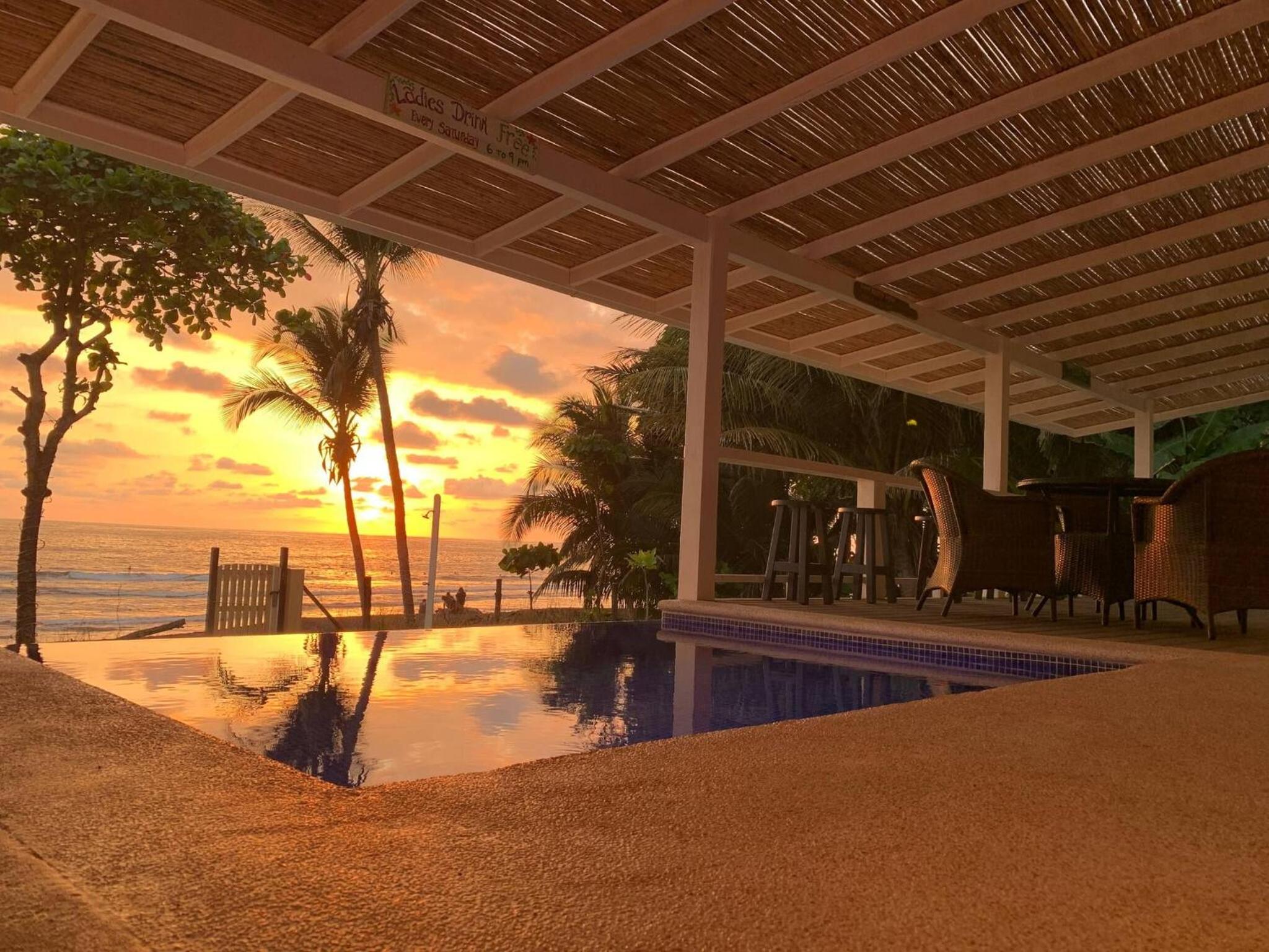 Backyard Beach House Oceanfront Luxury 5 Bdr
