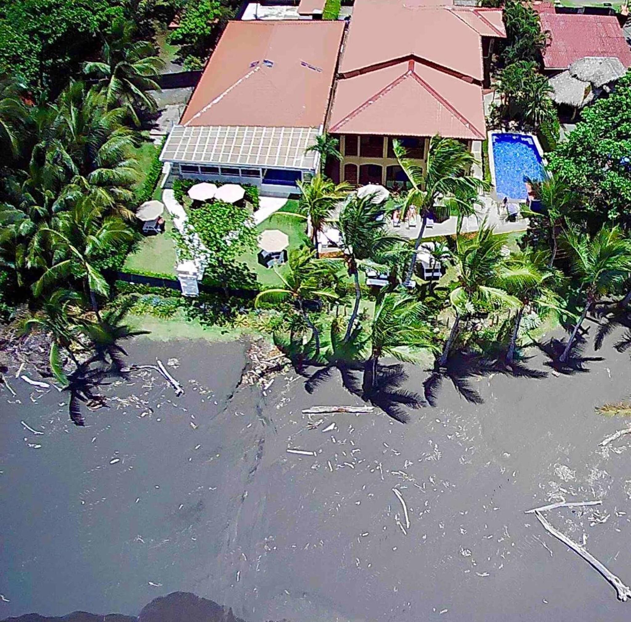 Backyard Beach House Oceanfront Luxury 5 Bdr