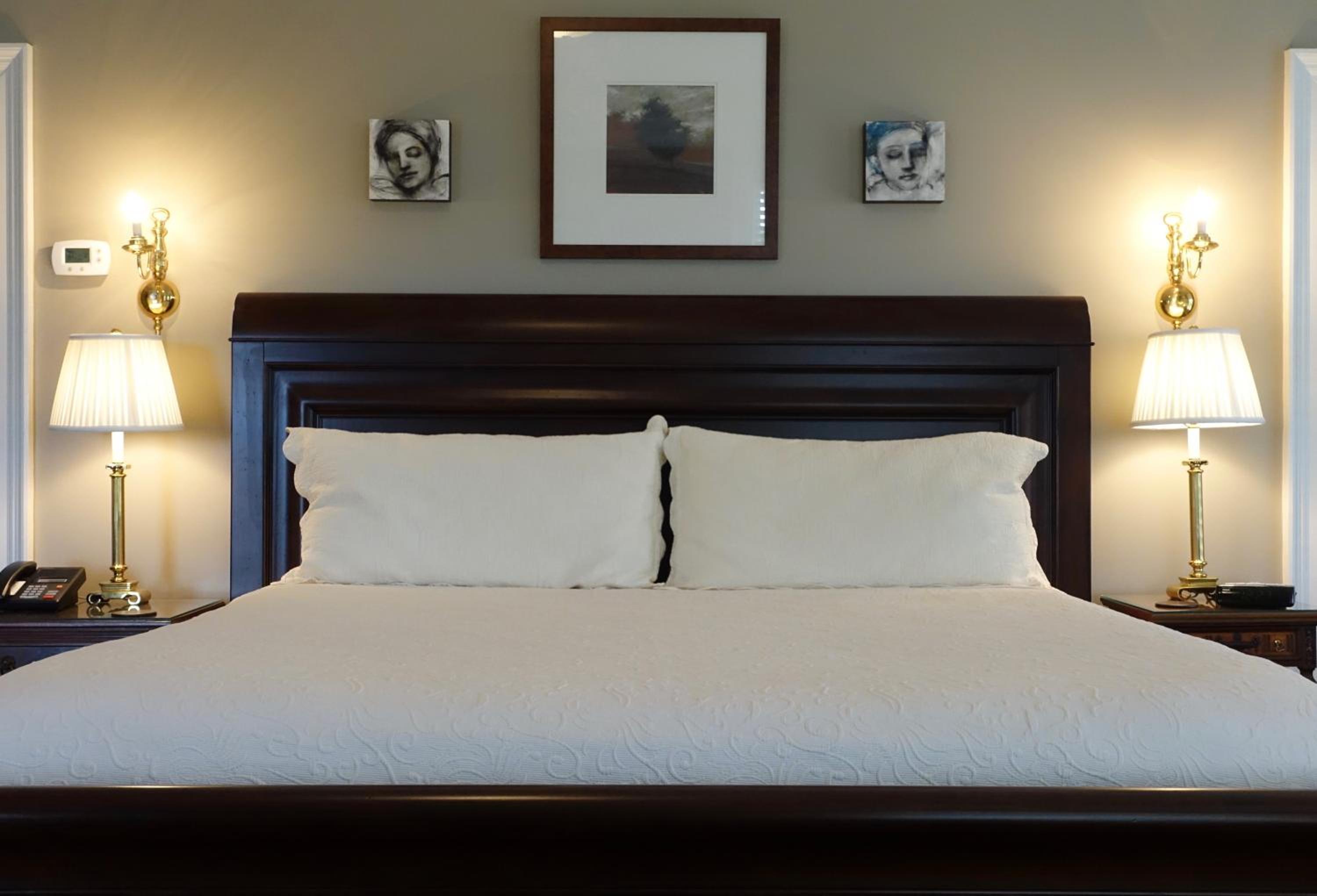 Bluff View Inn