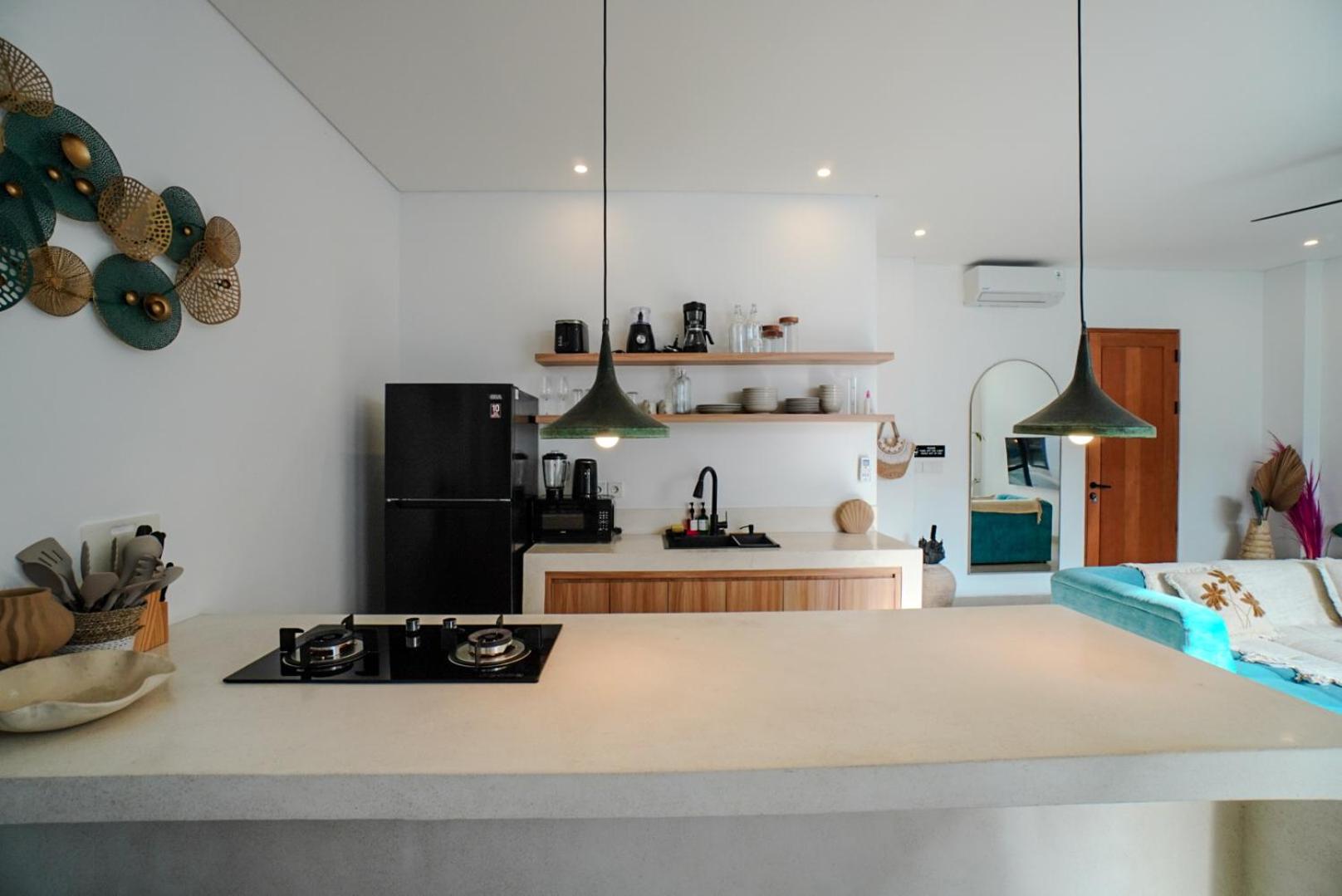 'Villa Vivid' 2BR Bohemian, 5 min to Kedungu Beach