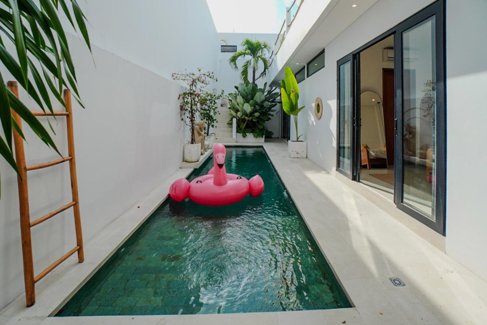 'Villa Vivid' 2BR Bohemian, 5 min to Kedungu Beach
