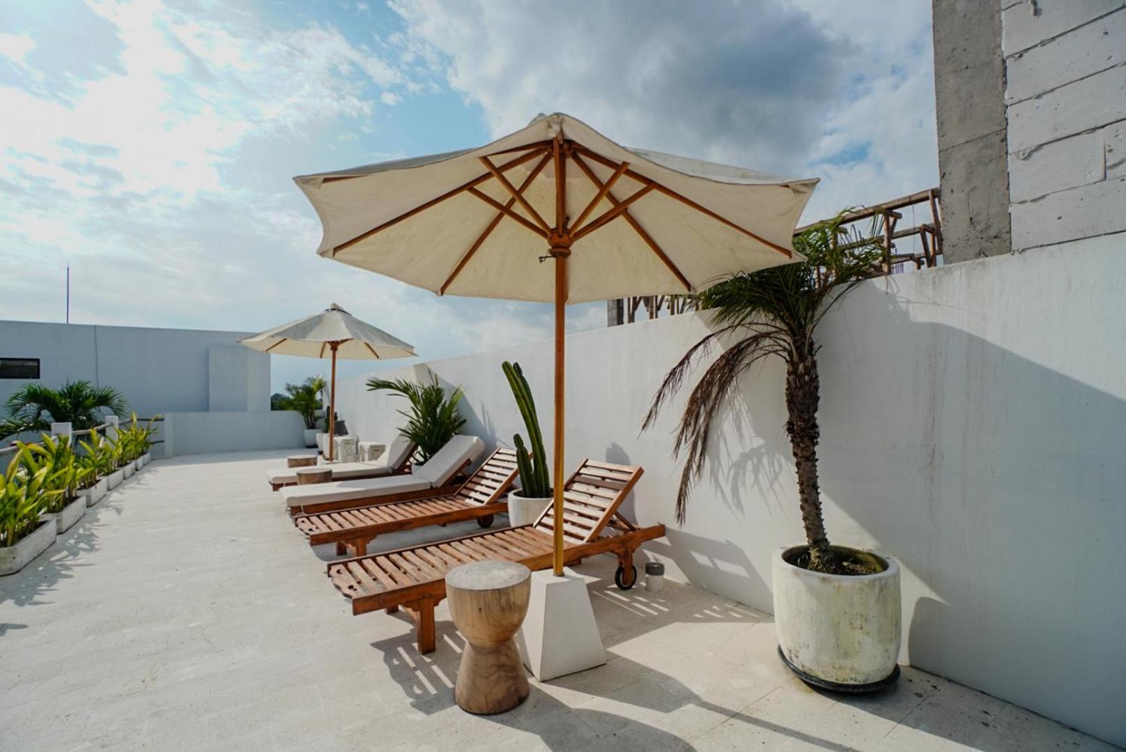 'Villa Vivid' 2BR Bohemian, 5 min to Kedungu Beach