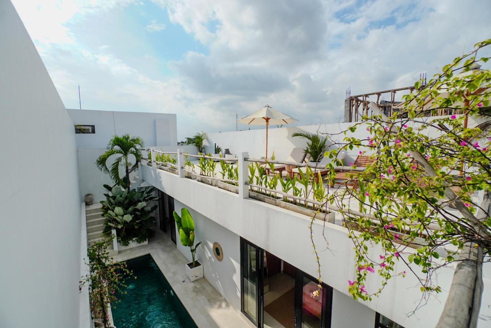'Villa Vivid' 2BR Bohemian, 5 min to Kedungu Beach