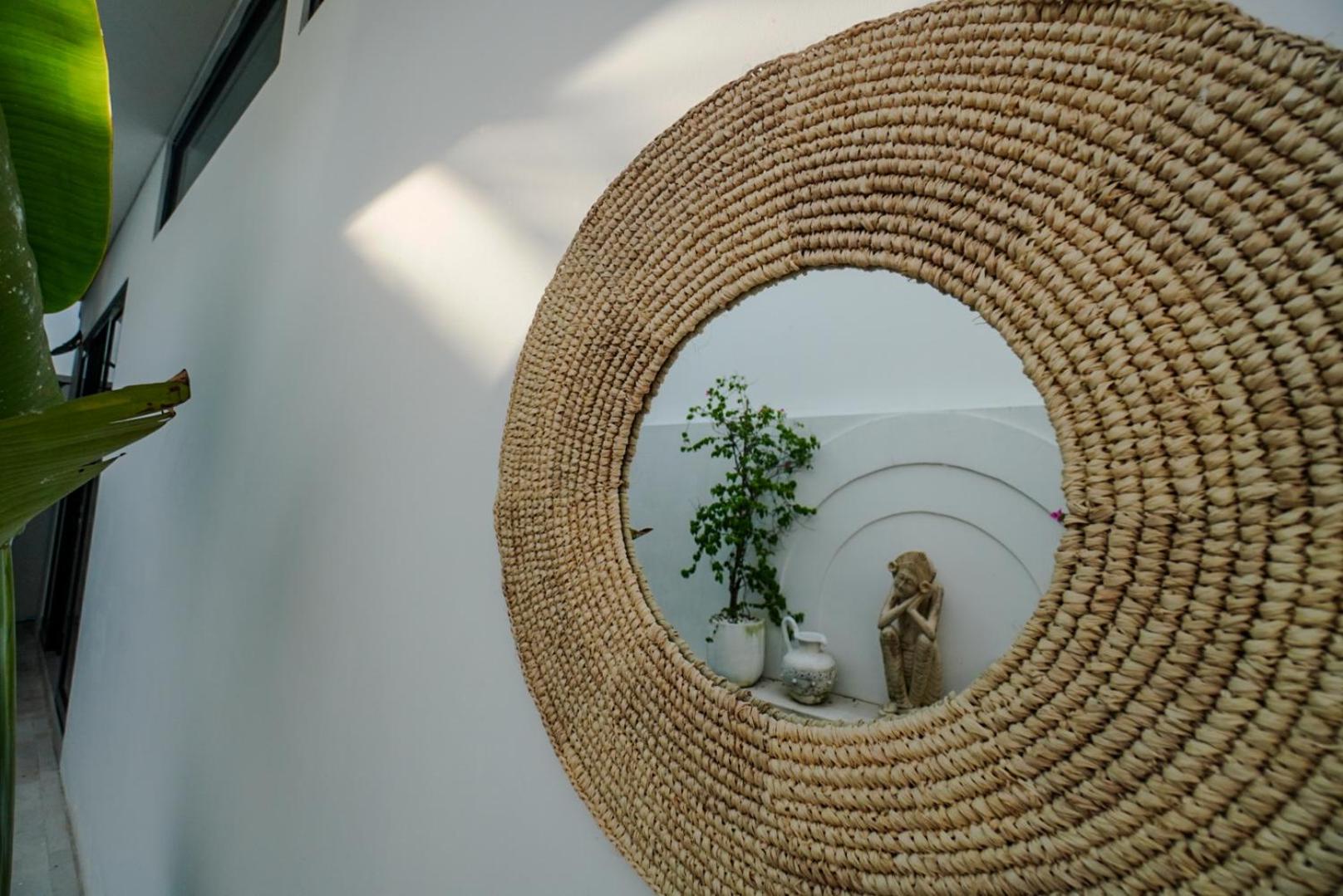 'Villa Vivid' 2BR Bohemian, 5 min to Kedungu Beach