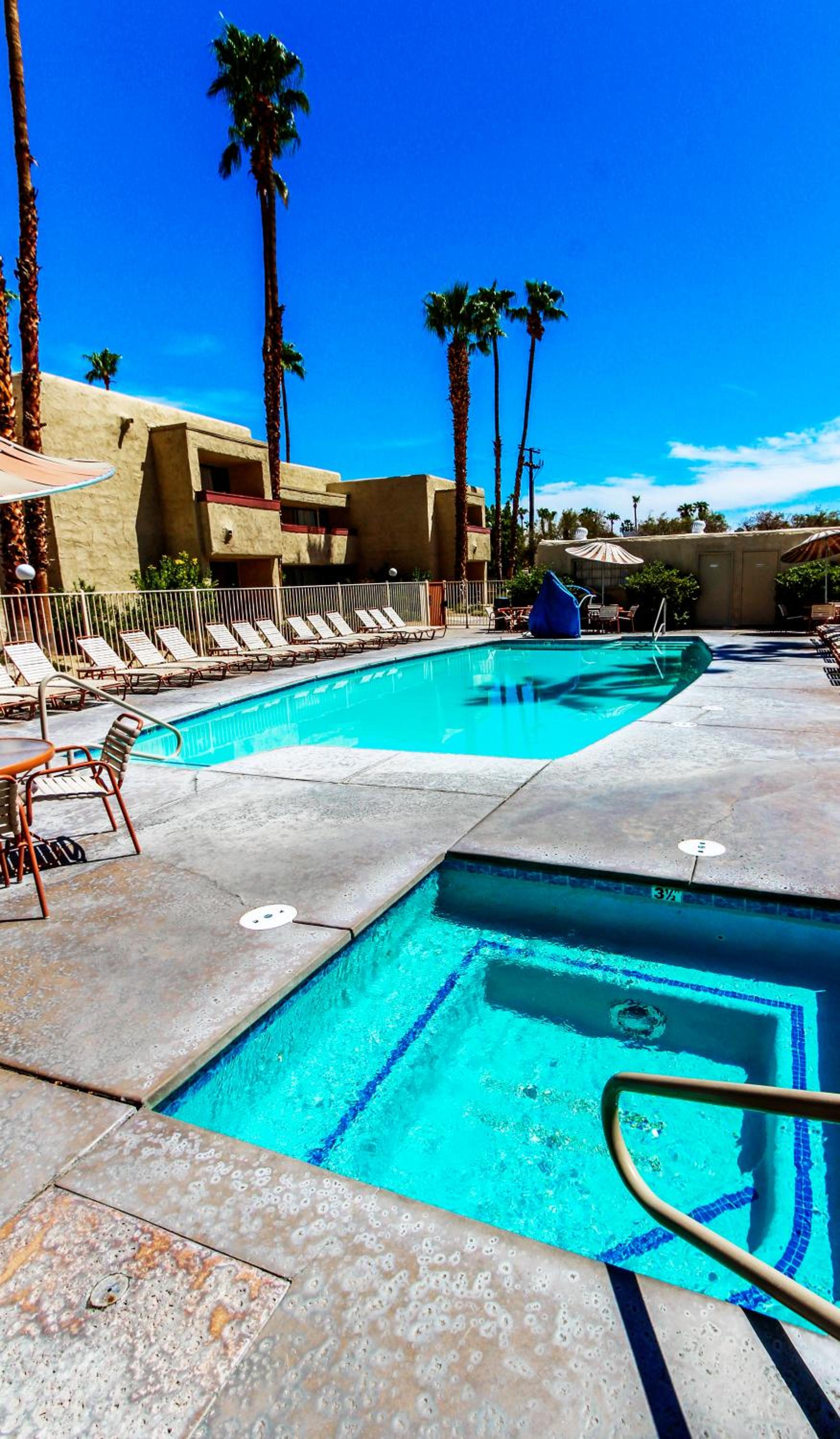 Desert Vacation Villas