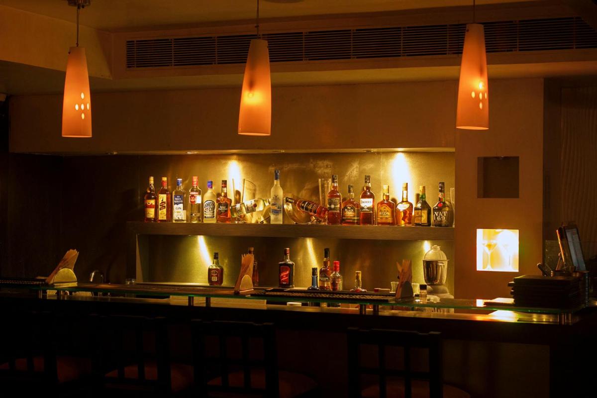 bar