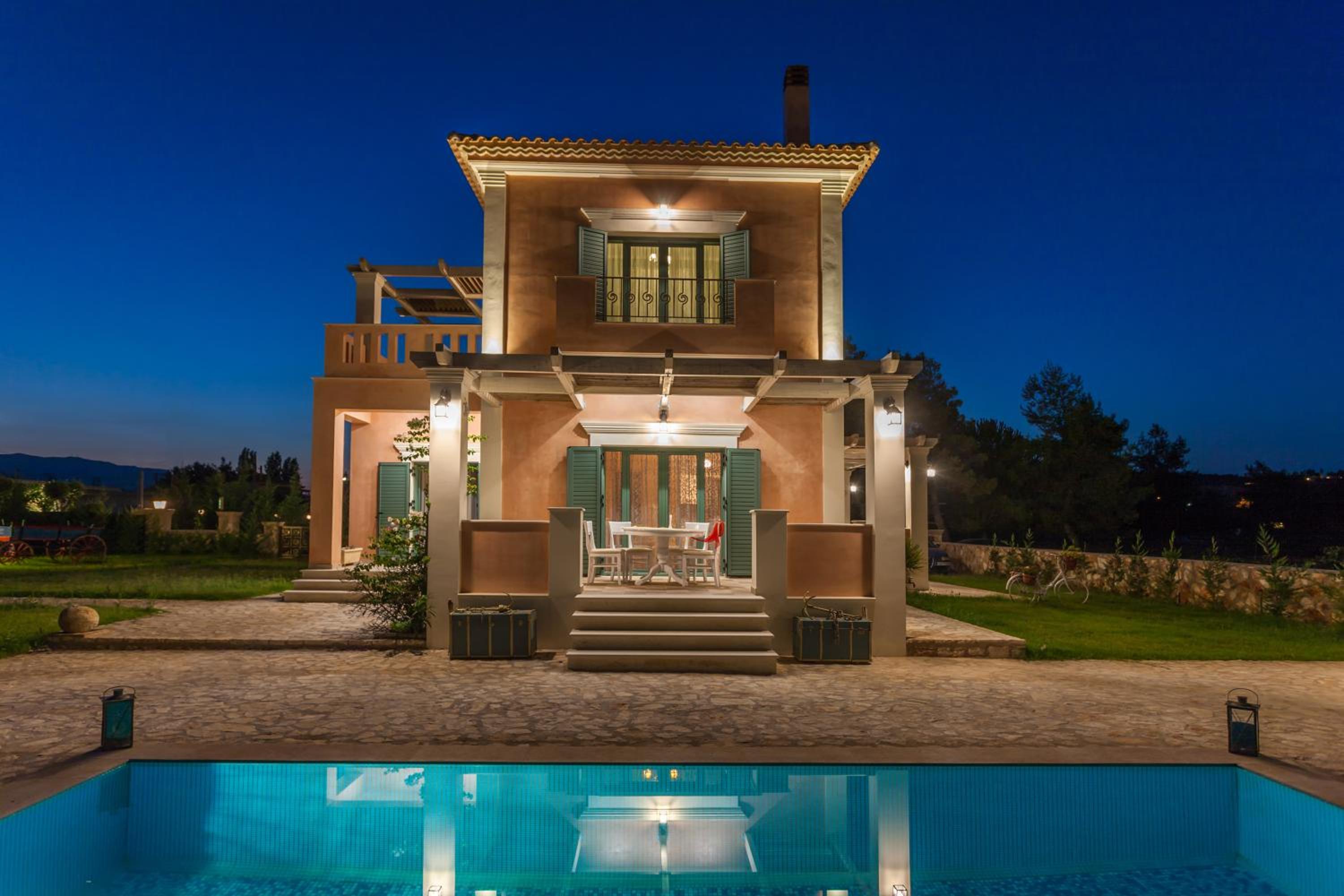 Agro Art Boutique & Luxury Villas - Two Art Villas with Pools, Unique Decors, and a Treehouse Option