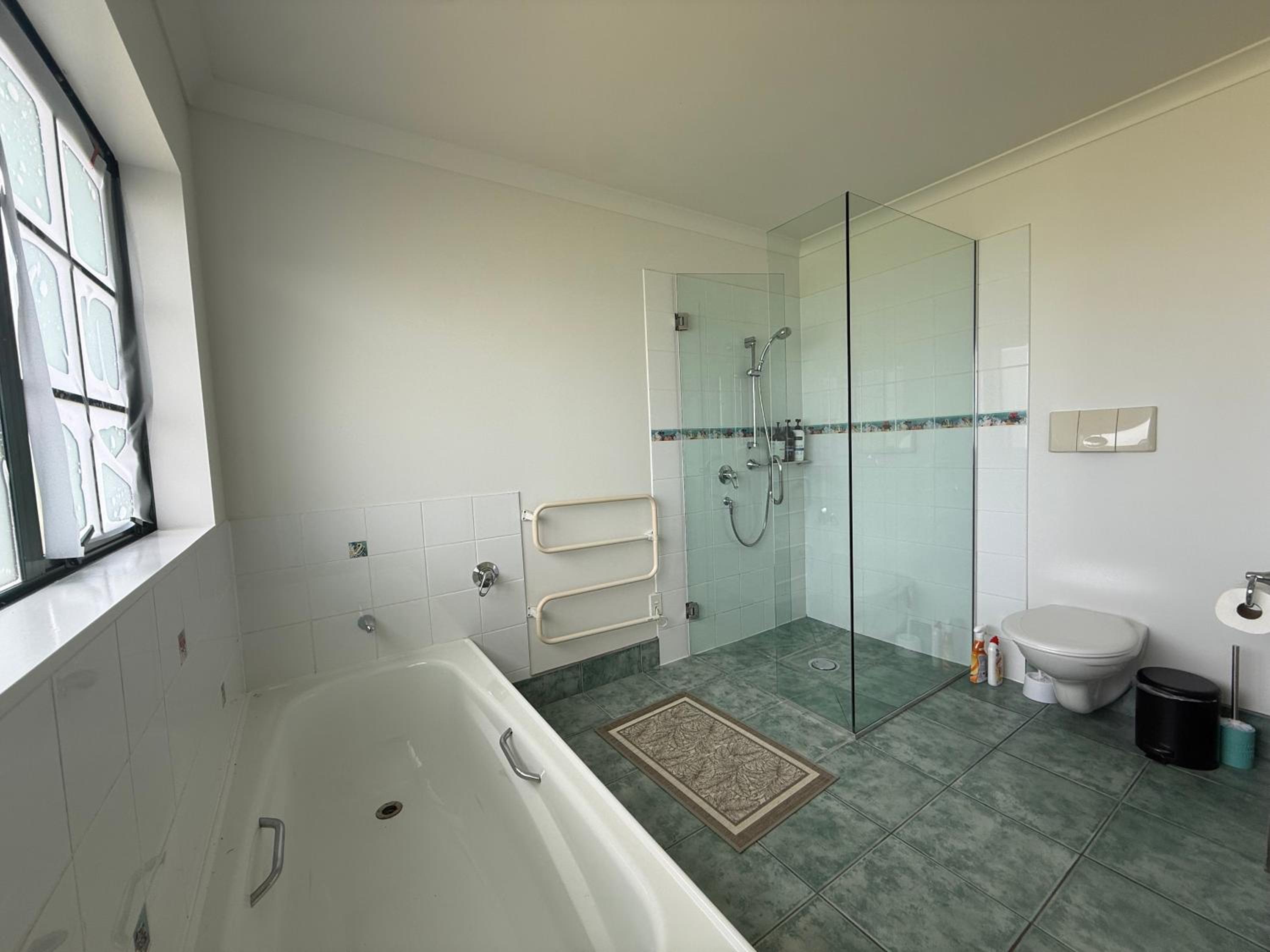 Whitford Serenity Villa