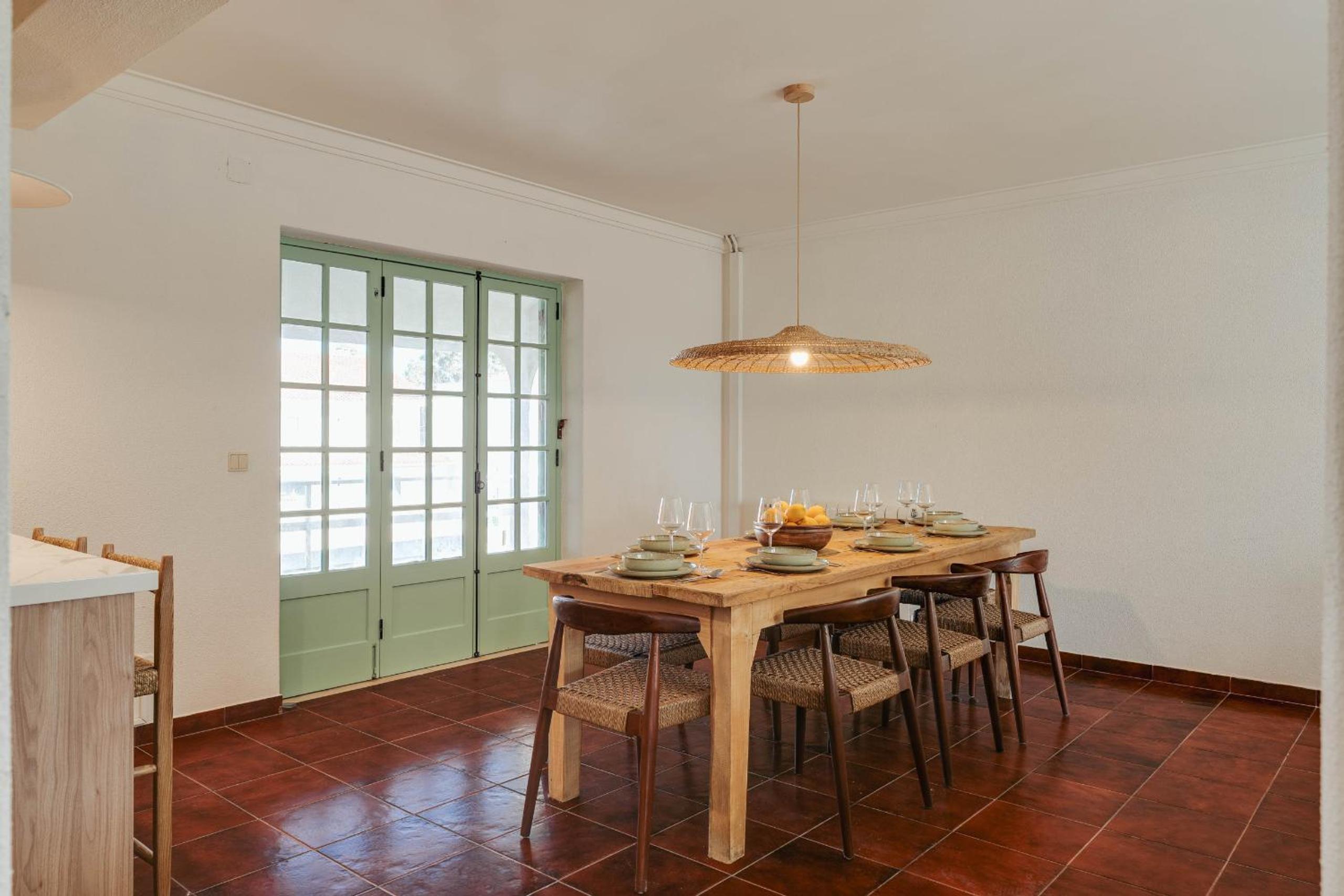 Charneca Caparica Casa Rey by Hopstays