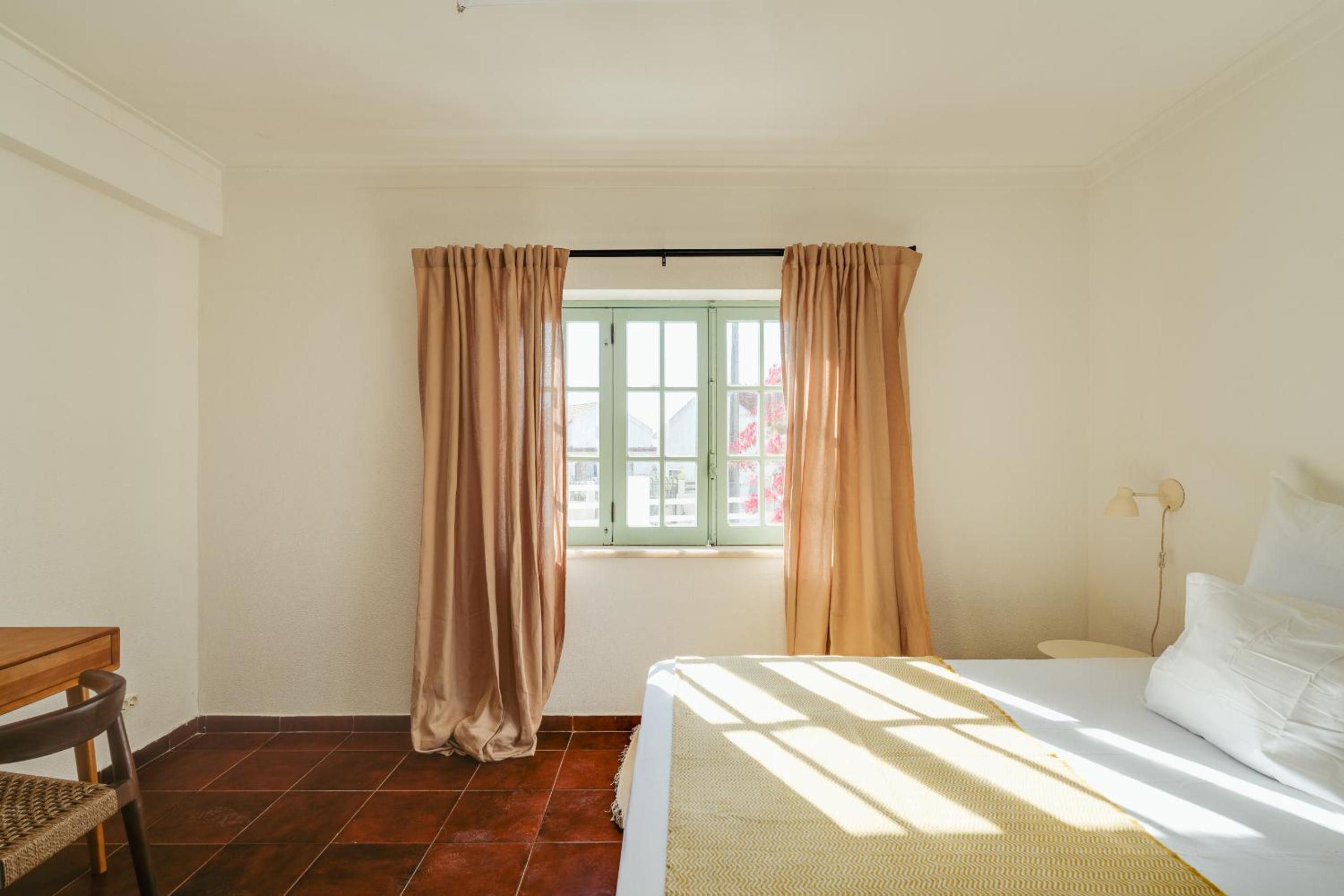 Charneca Caparica Casa Rey by Hopstays