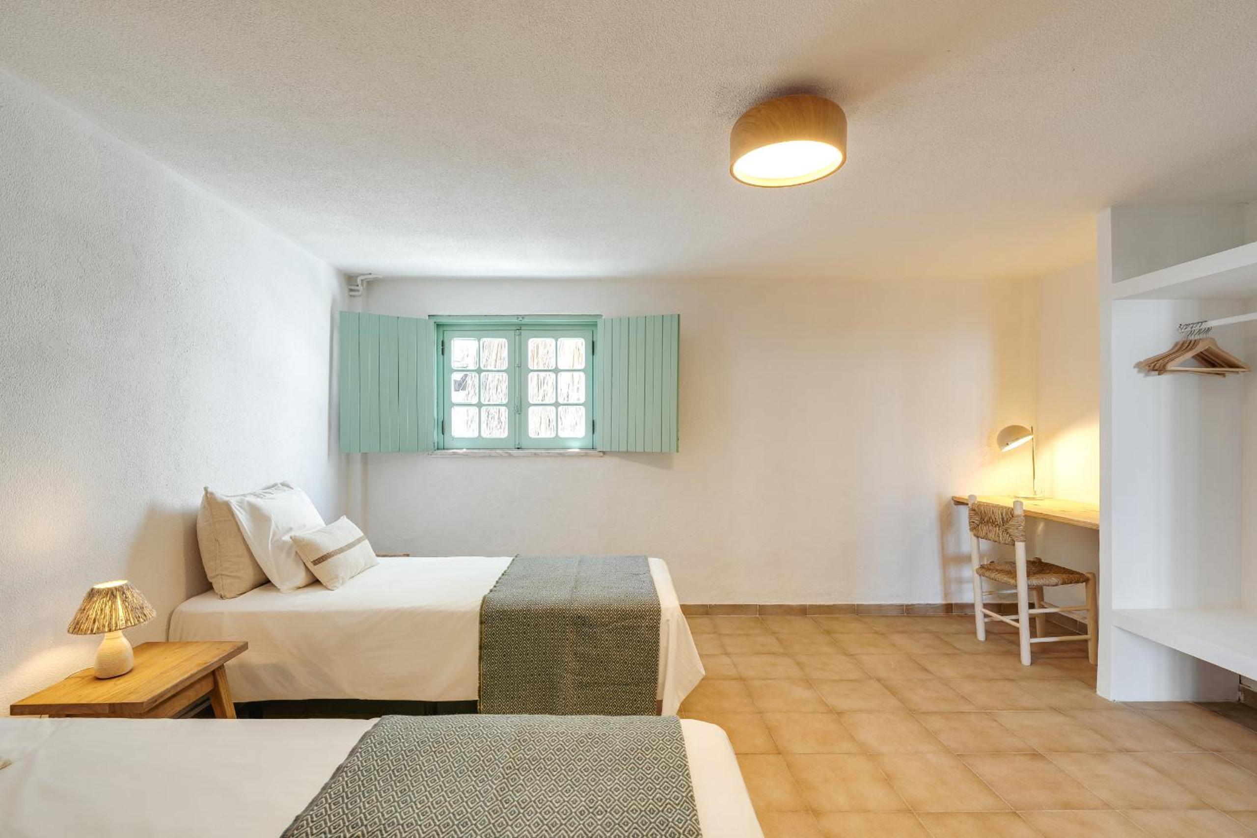 Charneca Caparica Casa Rey by Hopstays