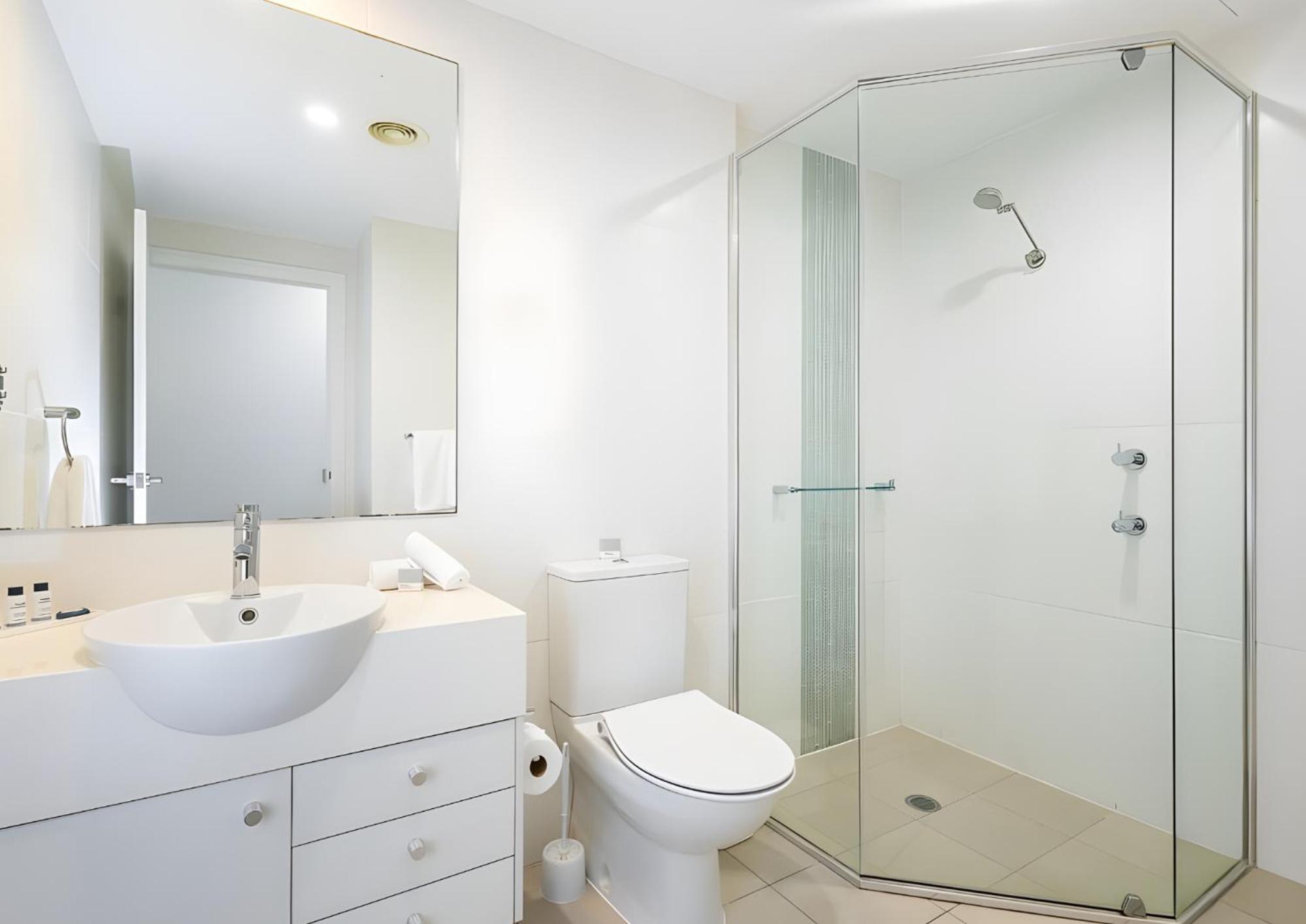 2 Bedroom Pacific Blue Poolside Escape - Oaks Port Stephens Pacific Blue Resort