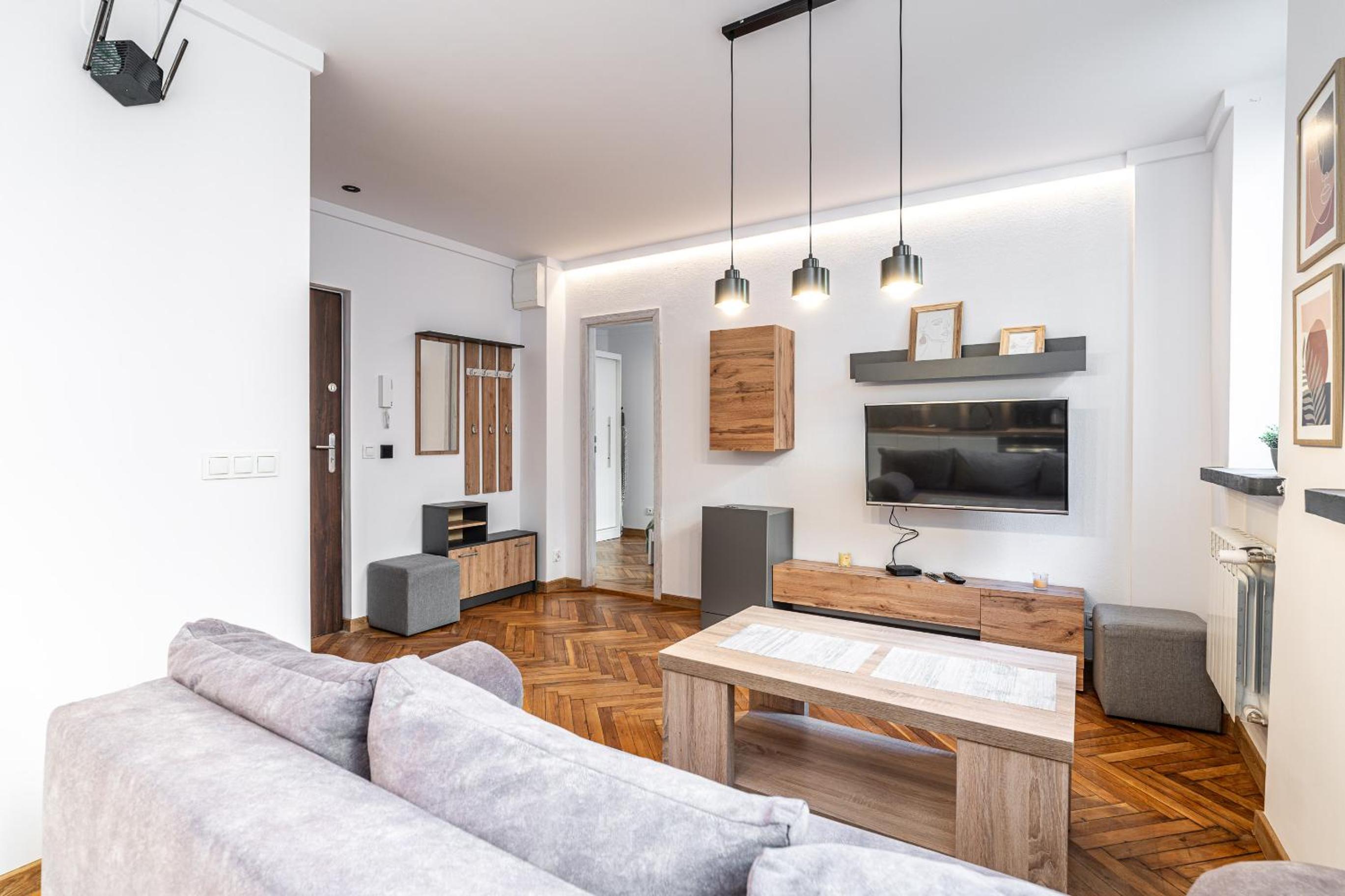 RentPlanet - Apartament Dąbrowskiego