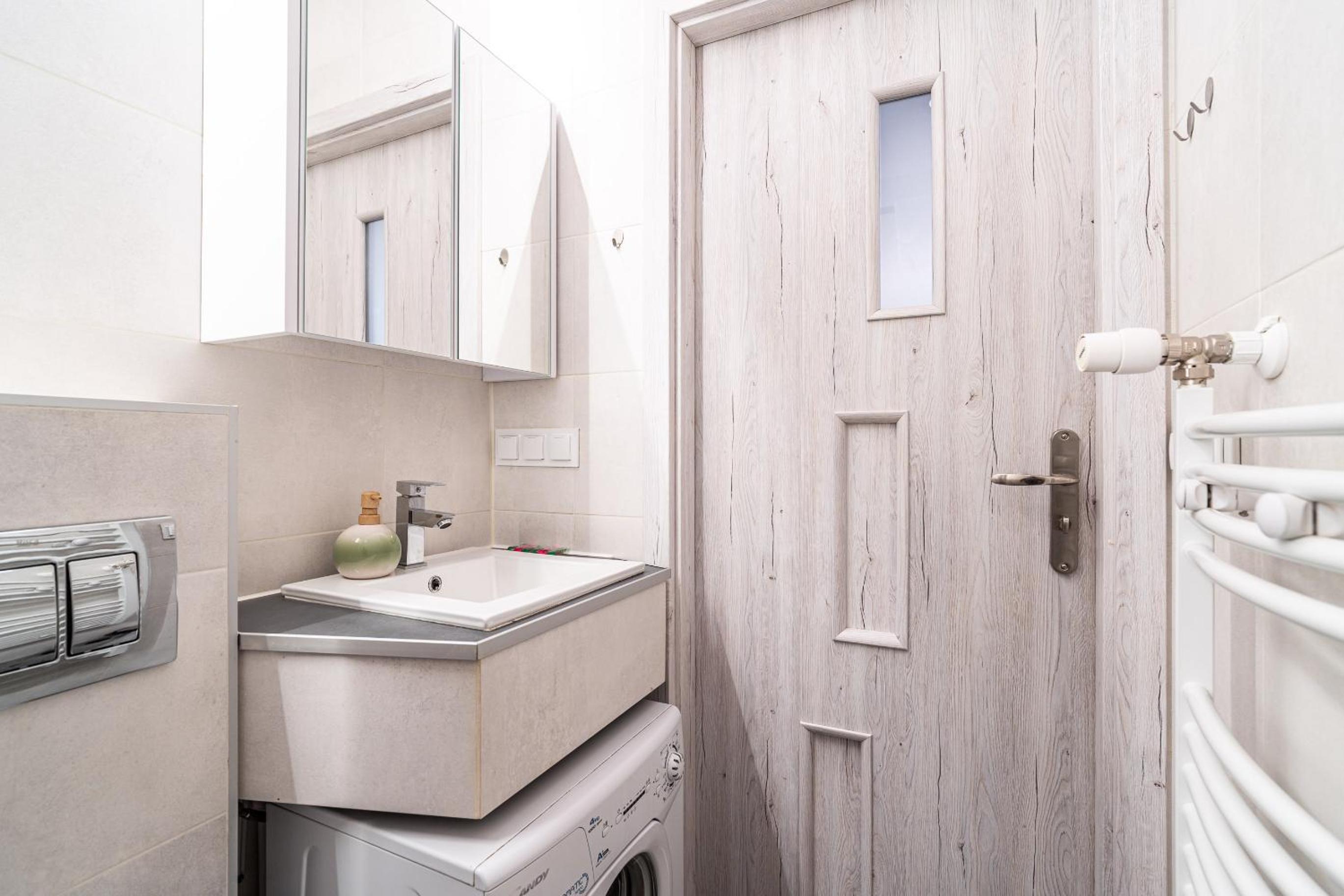 RentPlanet - Apartament Dąbrowskiego