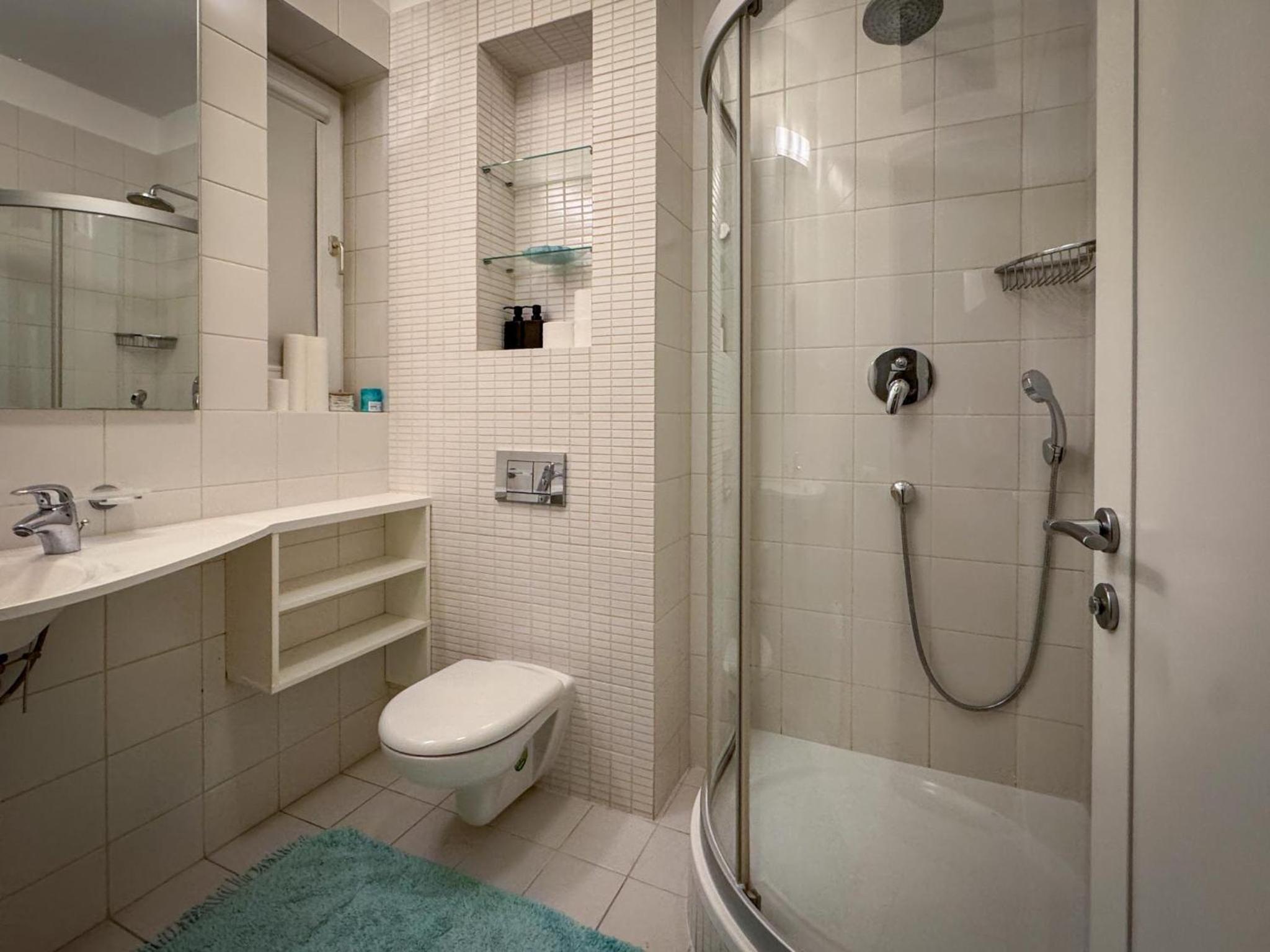 Apartment 29 Old Town, 2 Bathrooms, AC, Quiet