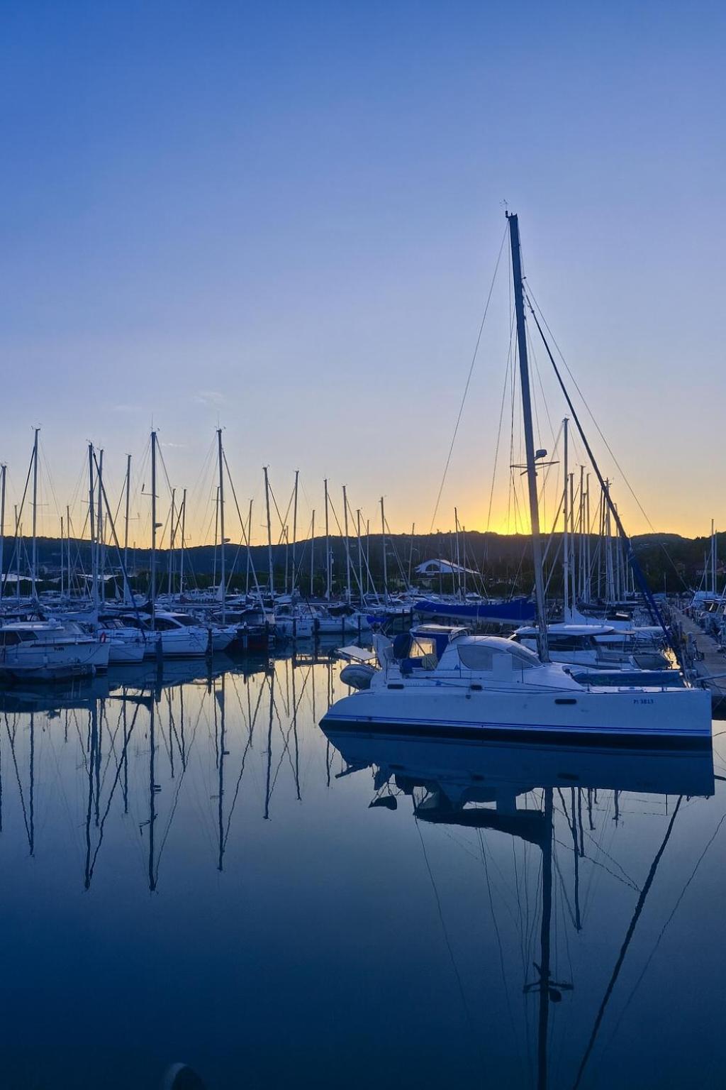 Luxury Floating Sea House Star Line - with Jacuzzi - Marina Portorož