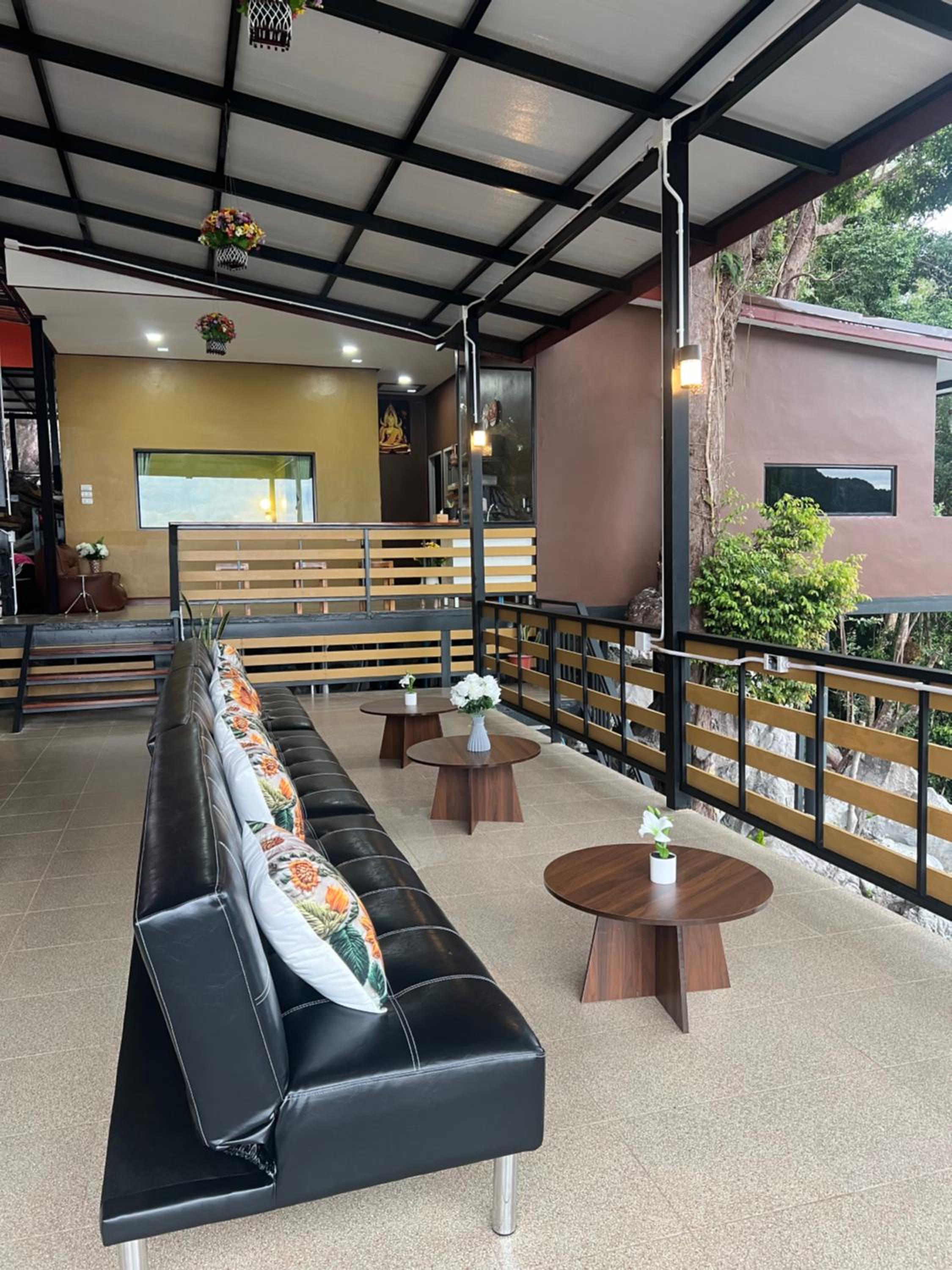 The view Hostel