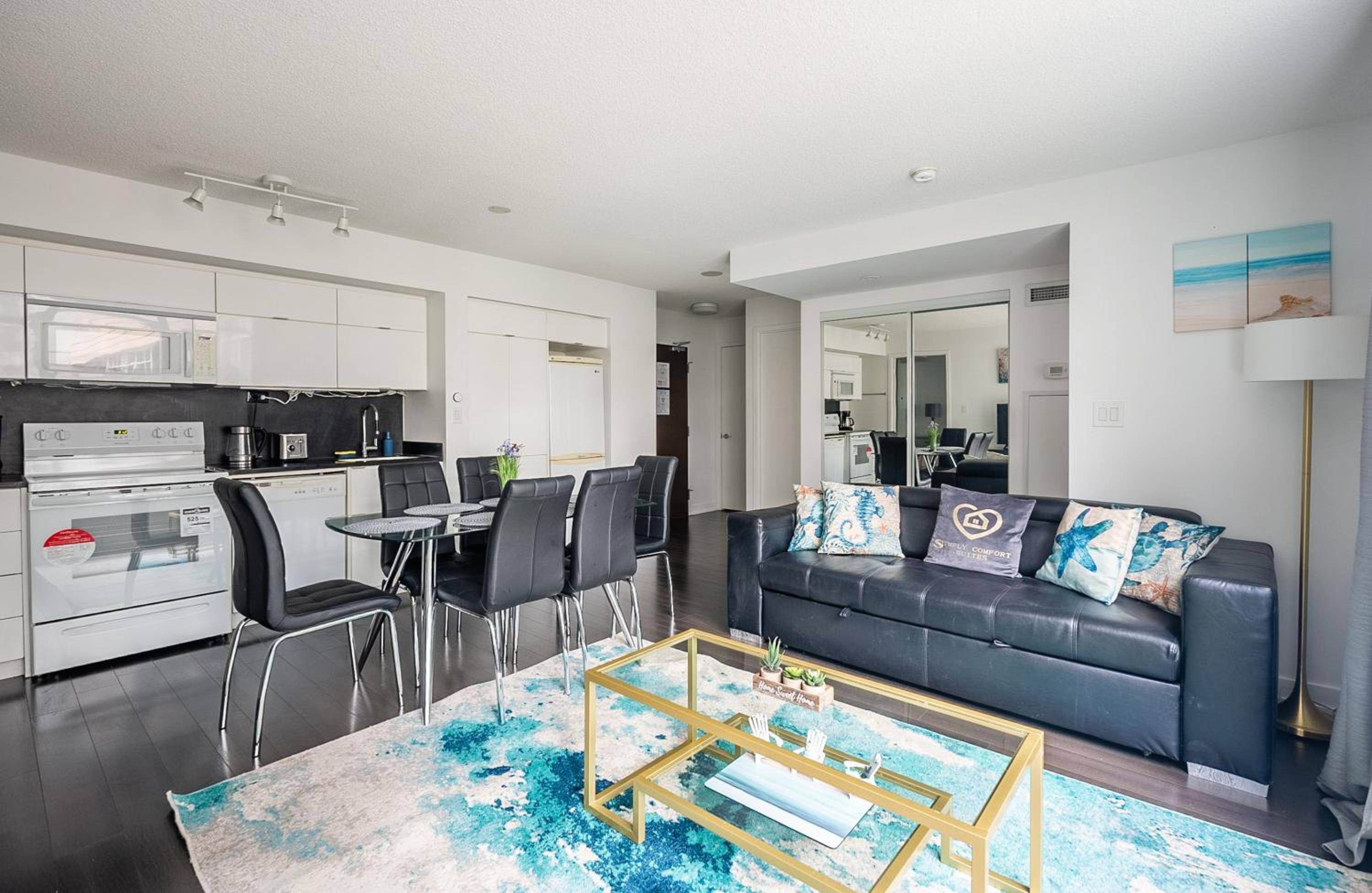 2 Bedroom 2 Bathroom Condo with Balcony Downtown Toronto