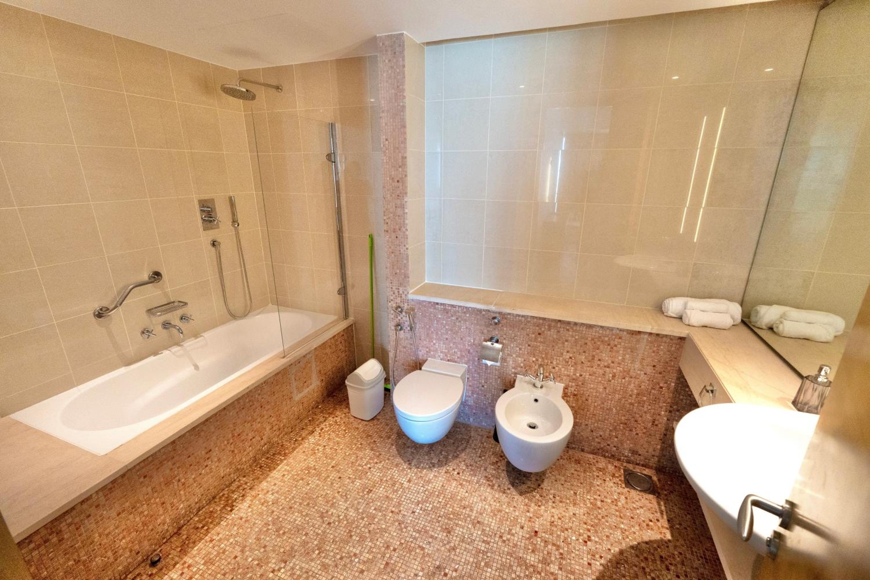 Luxury Vacation Home Nr Metro DWTC