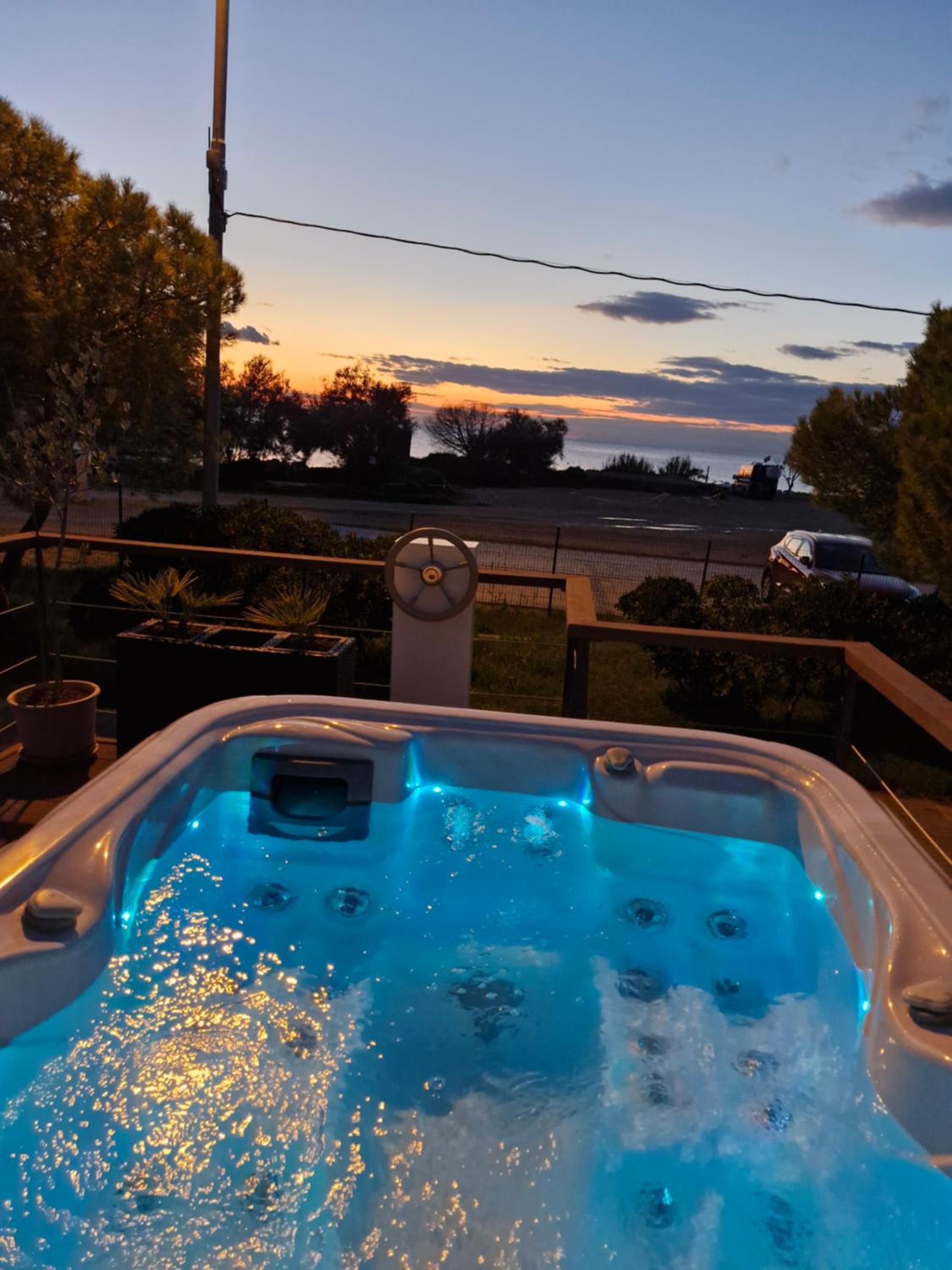Luxury Floating Sea House Star Line - with Jacuzzi - Marina Portorož