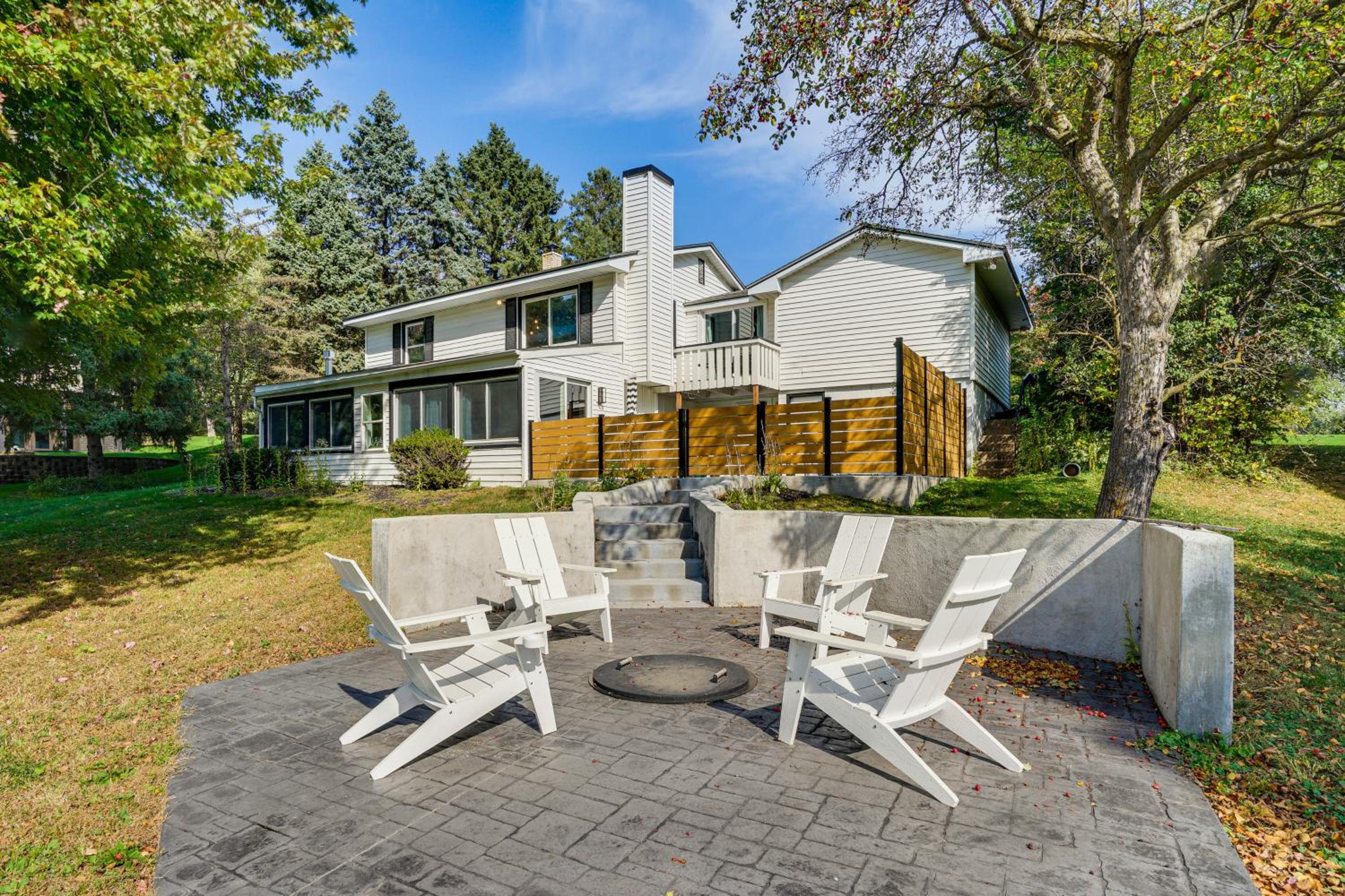 Cabin with Halstead Bay Access Hot Tub, Sauna, Dock