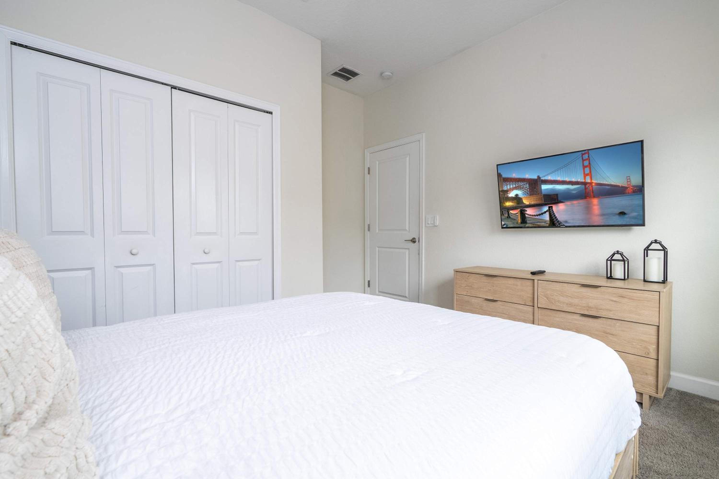 Vibrant 5Bd w Private Pool & Waterpark at Storey Lake 4811M
