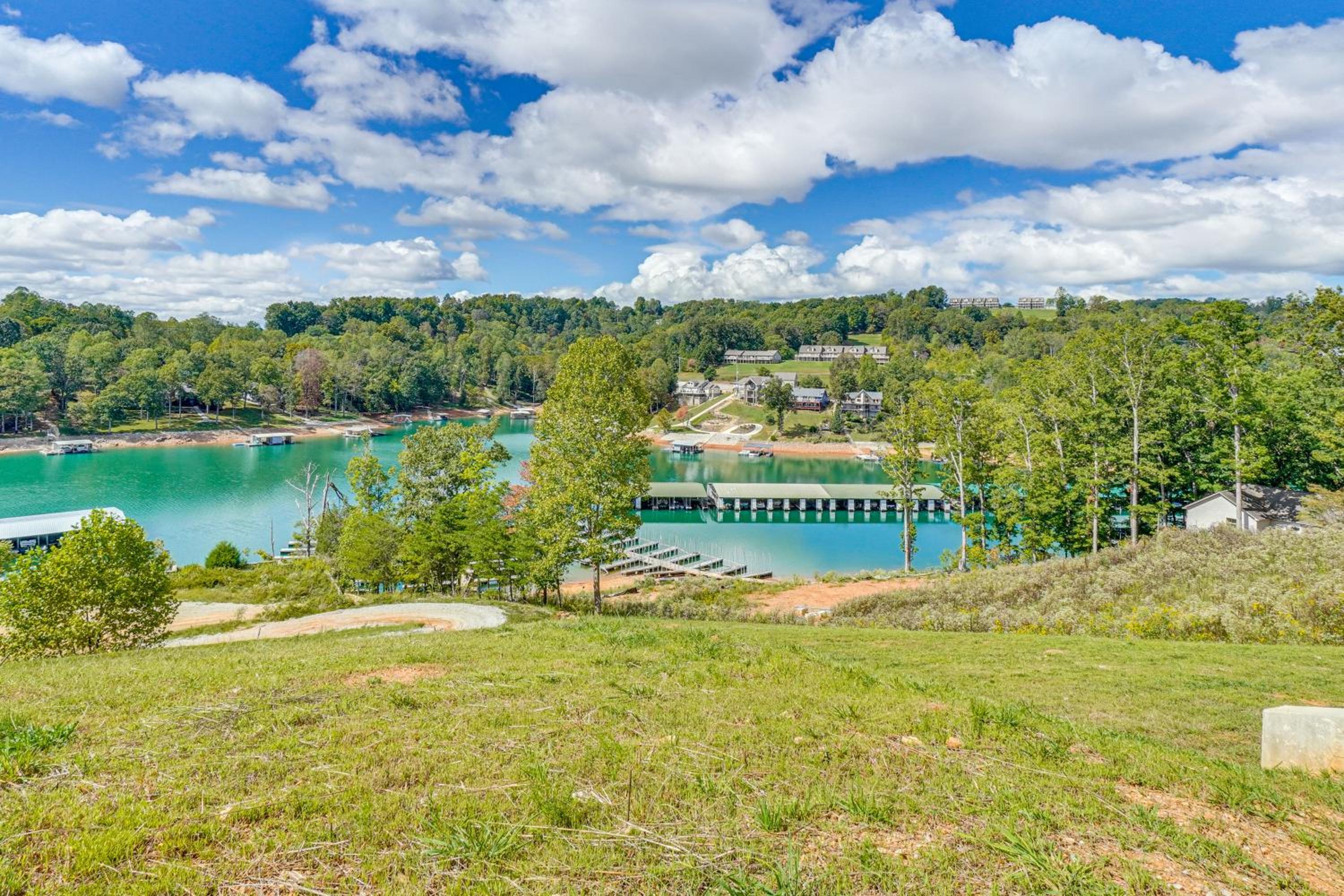 Private Boat Slip, Scenic Views Norris Lake Condo