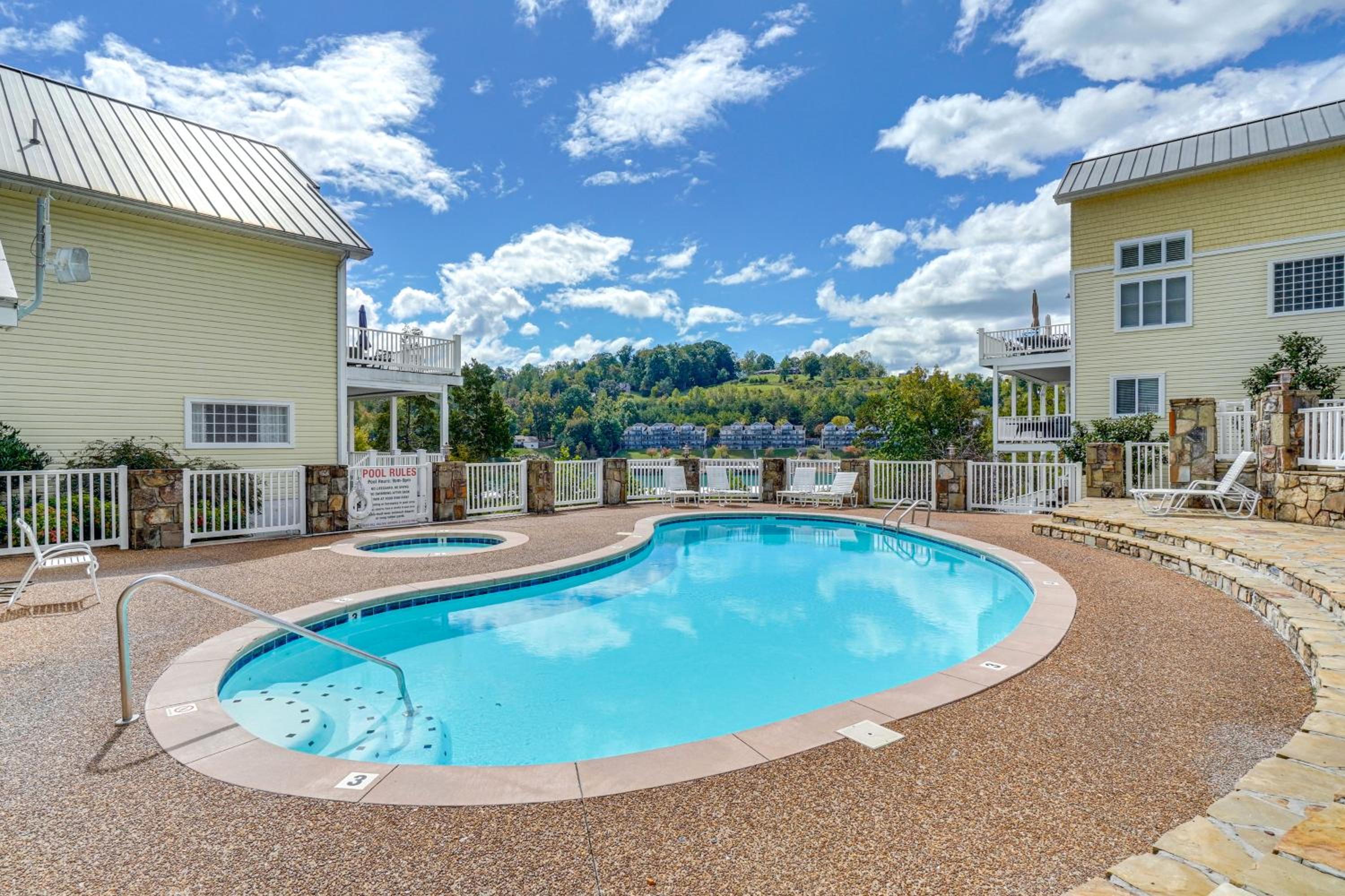 Private Boat Slip, Scenic Views Norris Lake Condo