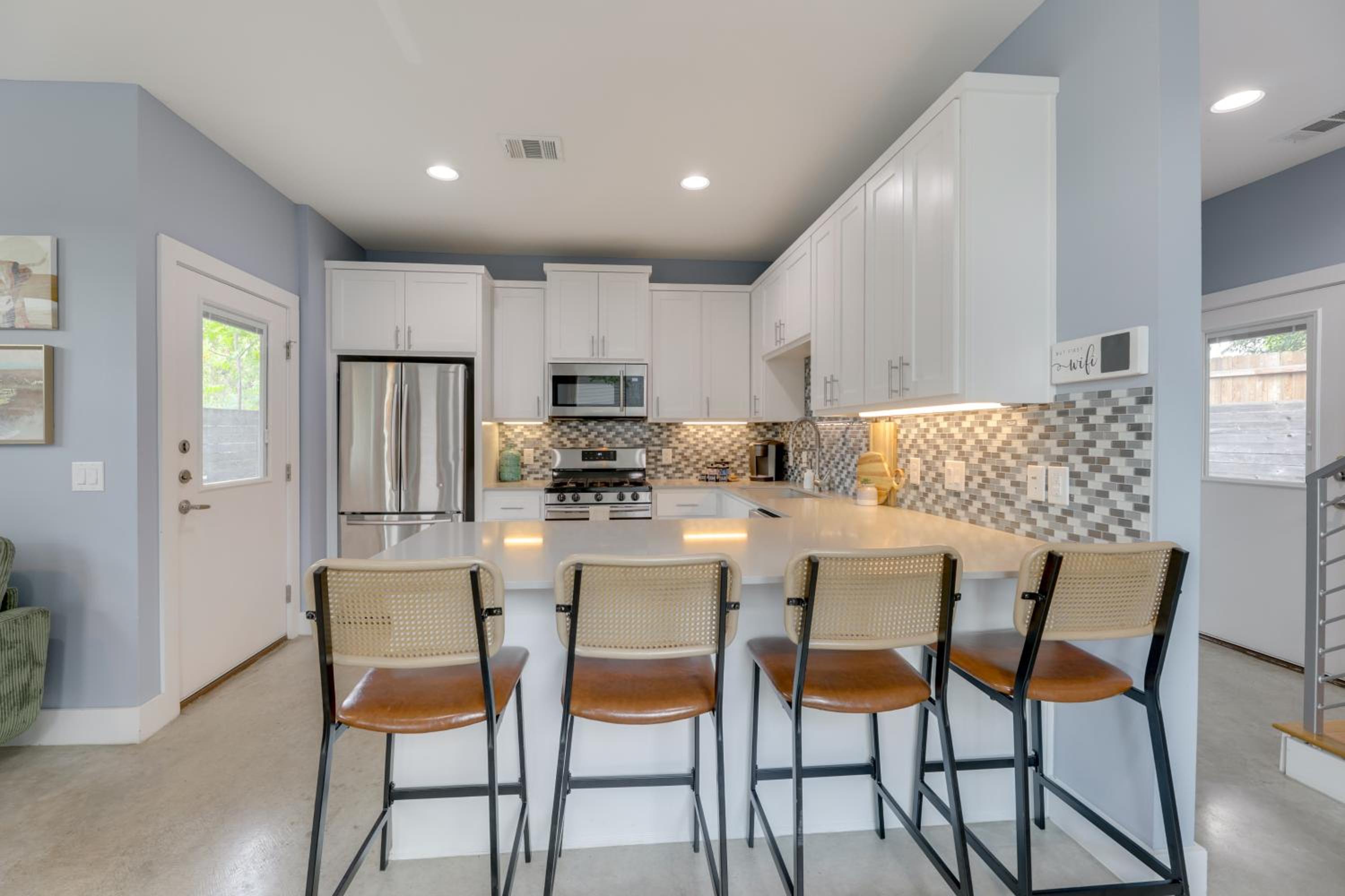 6 Mi to Dtwn Austin Escape with Private Yard