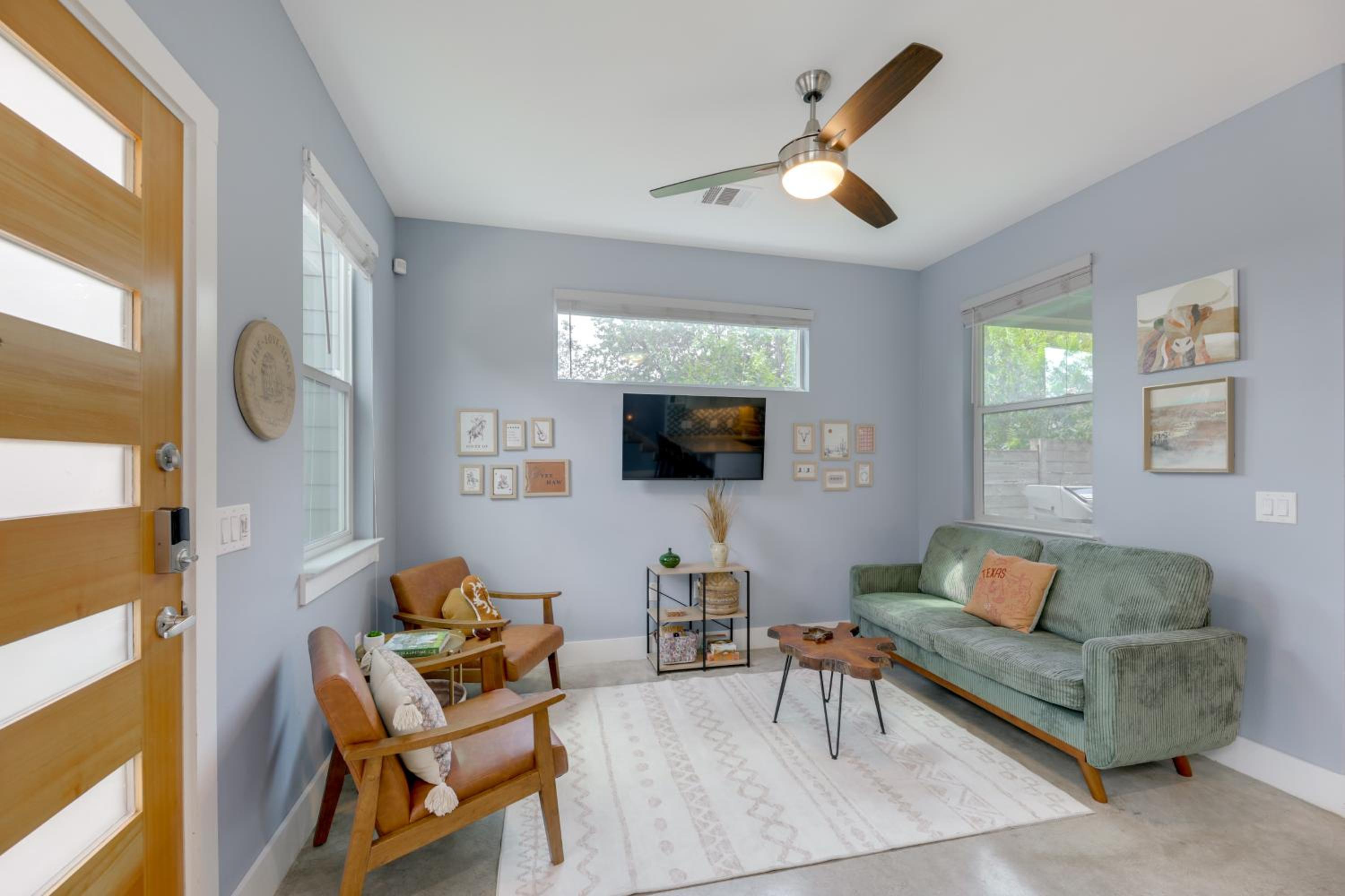 6 Mi to Dtwn Austin Escape with Private Yard