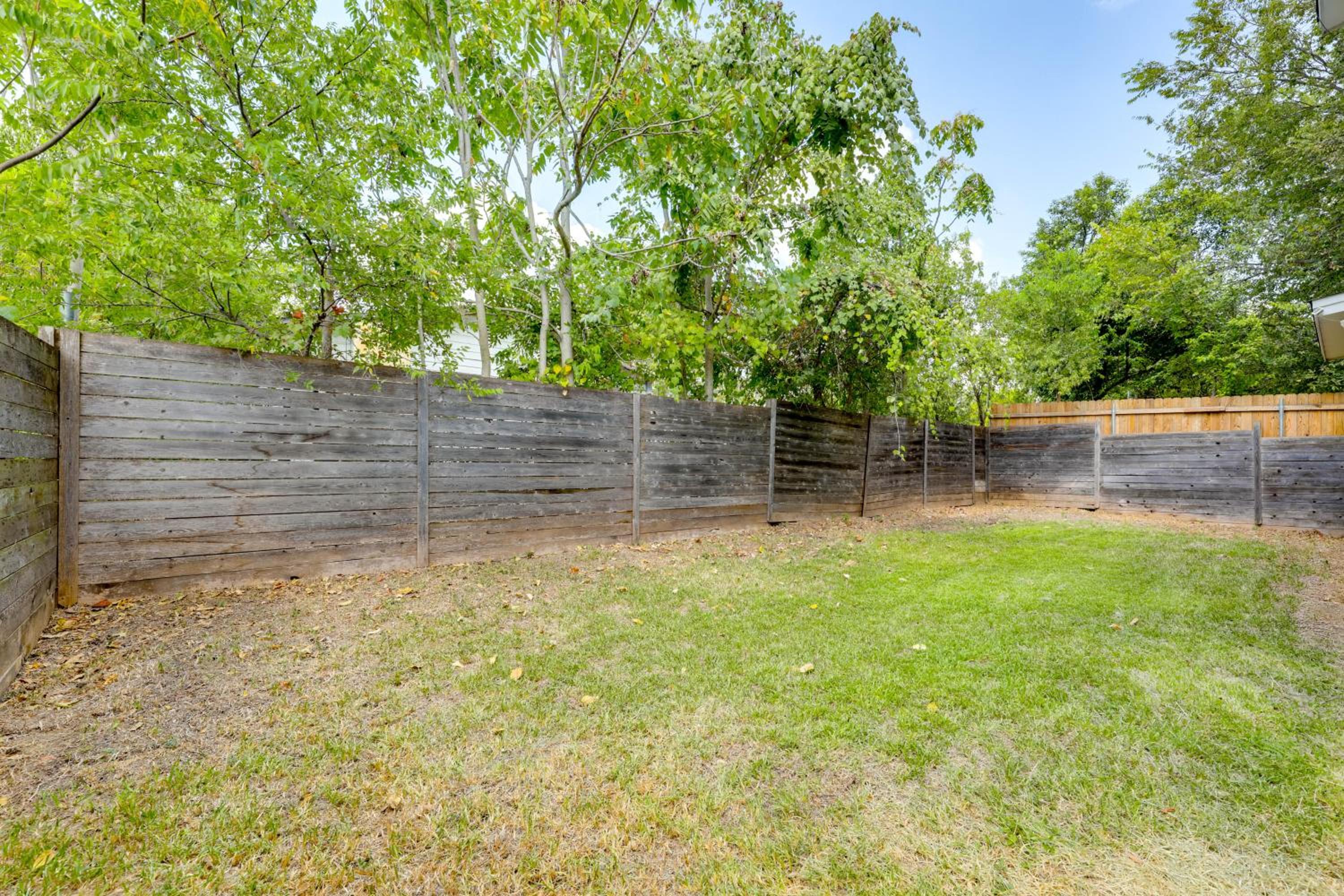 6 Mi to Dtwn Austin Escape with Private Yard