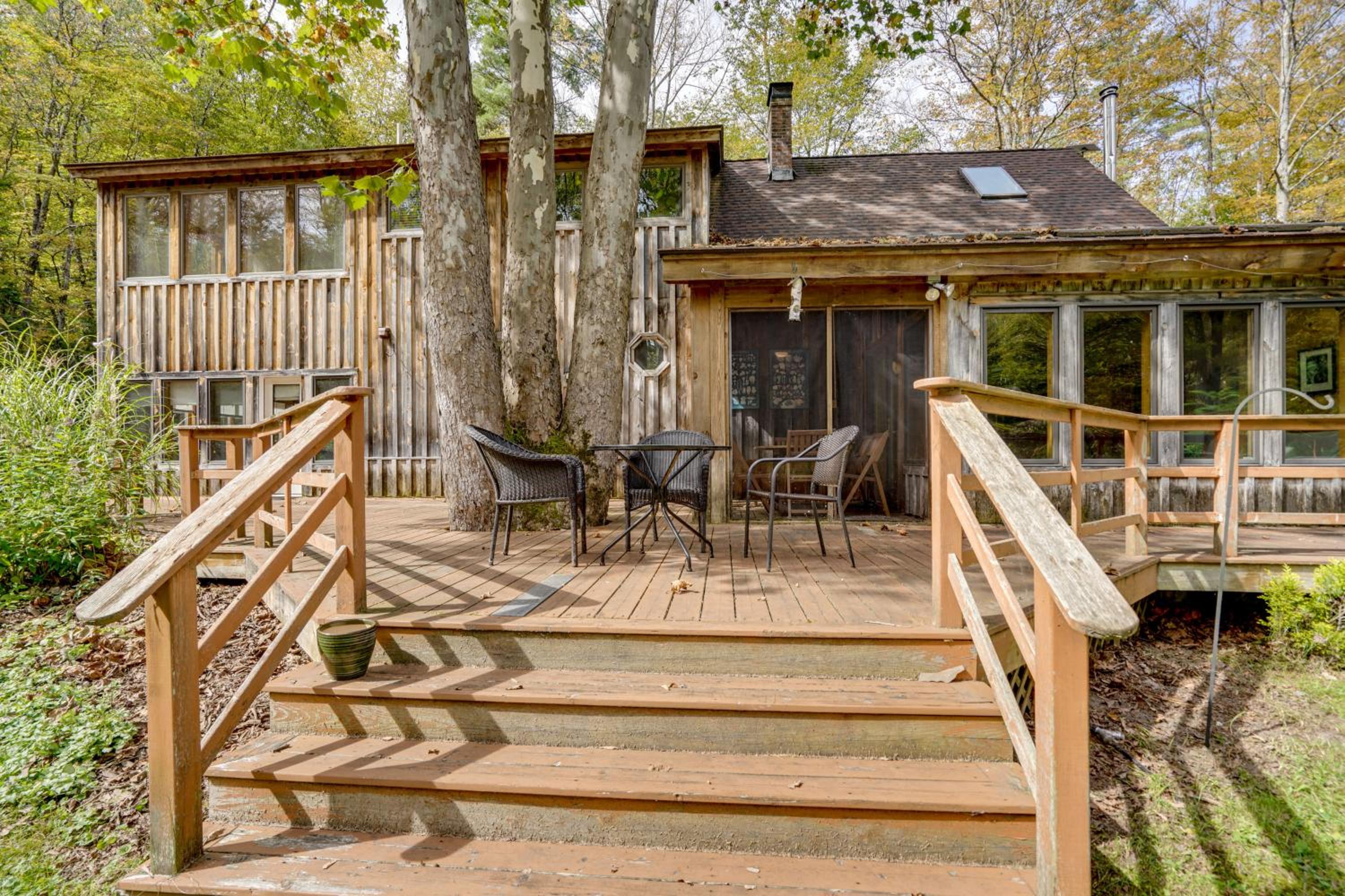 Secluded Family Getaway with On-Site Creek in Hawley