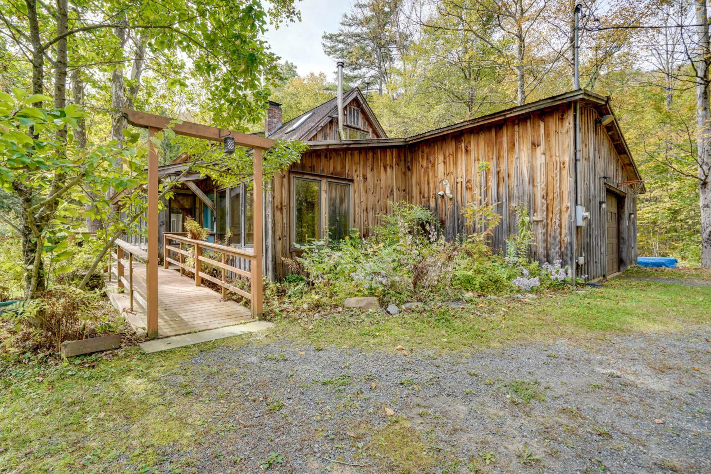 Secluded Family Getaway with On-Site Creek in Hawley