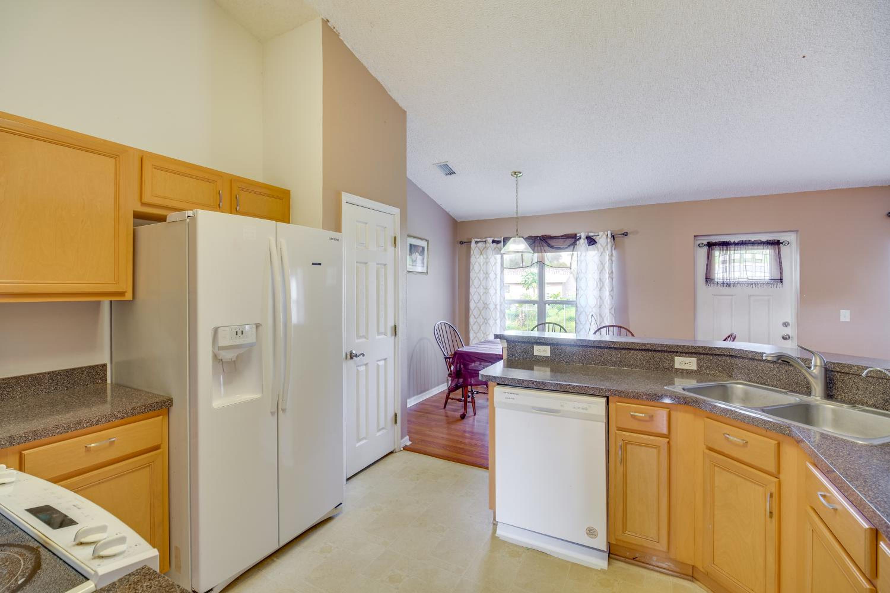 Spacious Palm Bay Stay! Family Home Near Beaches