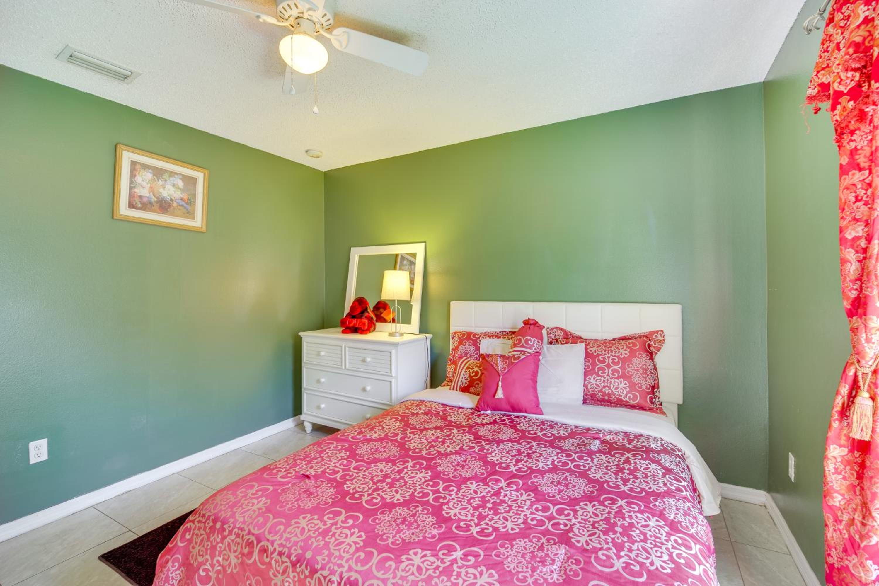 Spacious Palm Bay Stay! Family Home Near Beaches