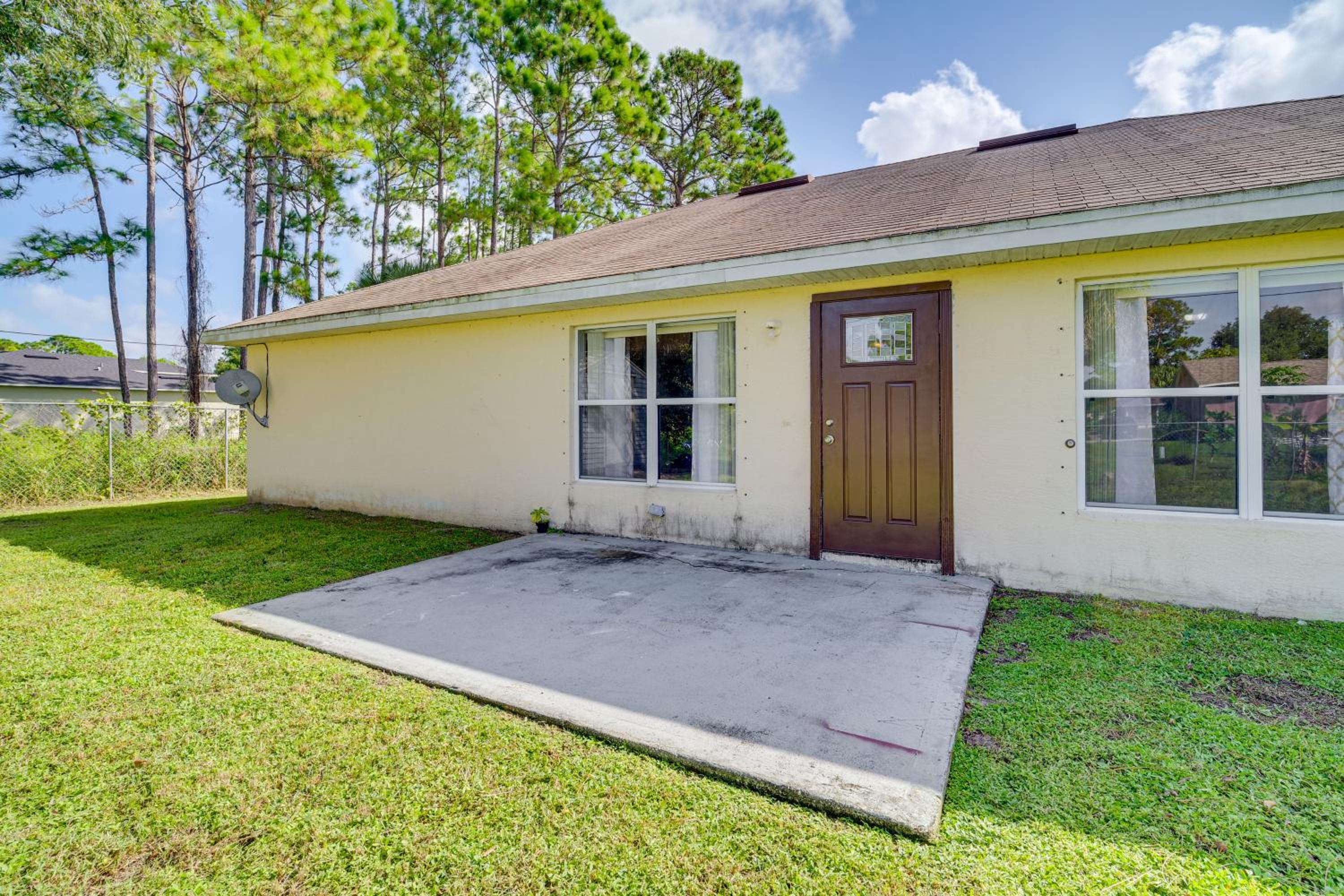 Spacious Palm Bay Stay! Family Home Near Beaches